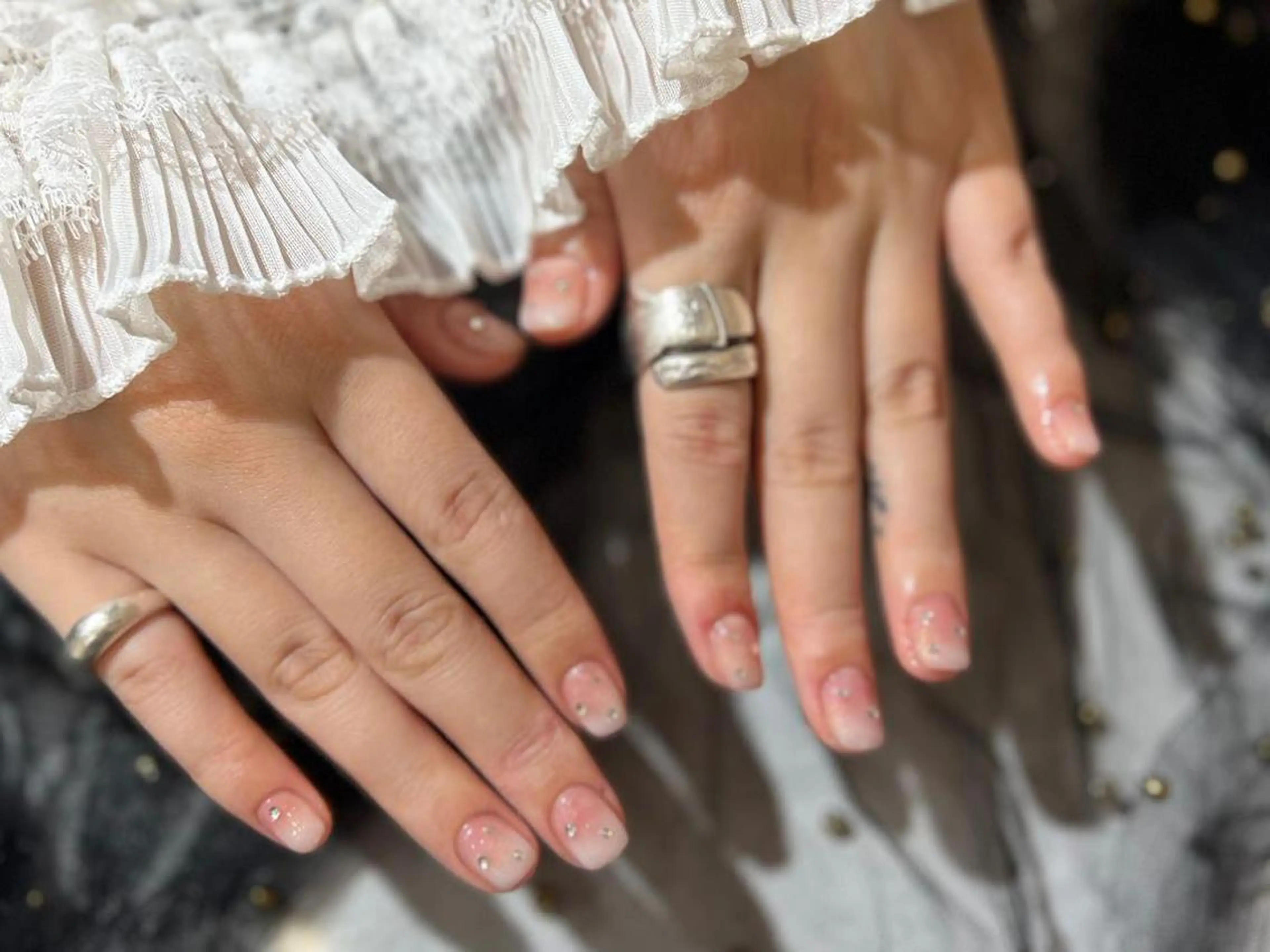 ネイル ストーンネイル Umi nail& eyelashのネイルデザイン