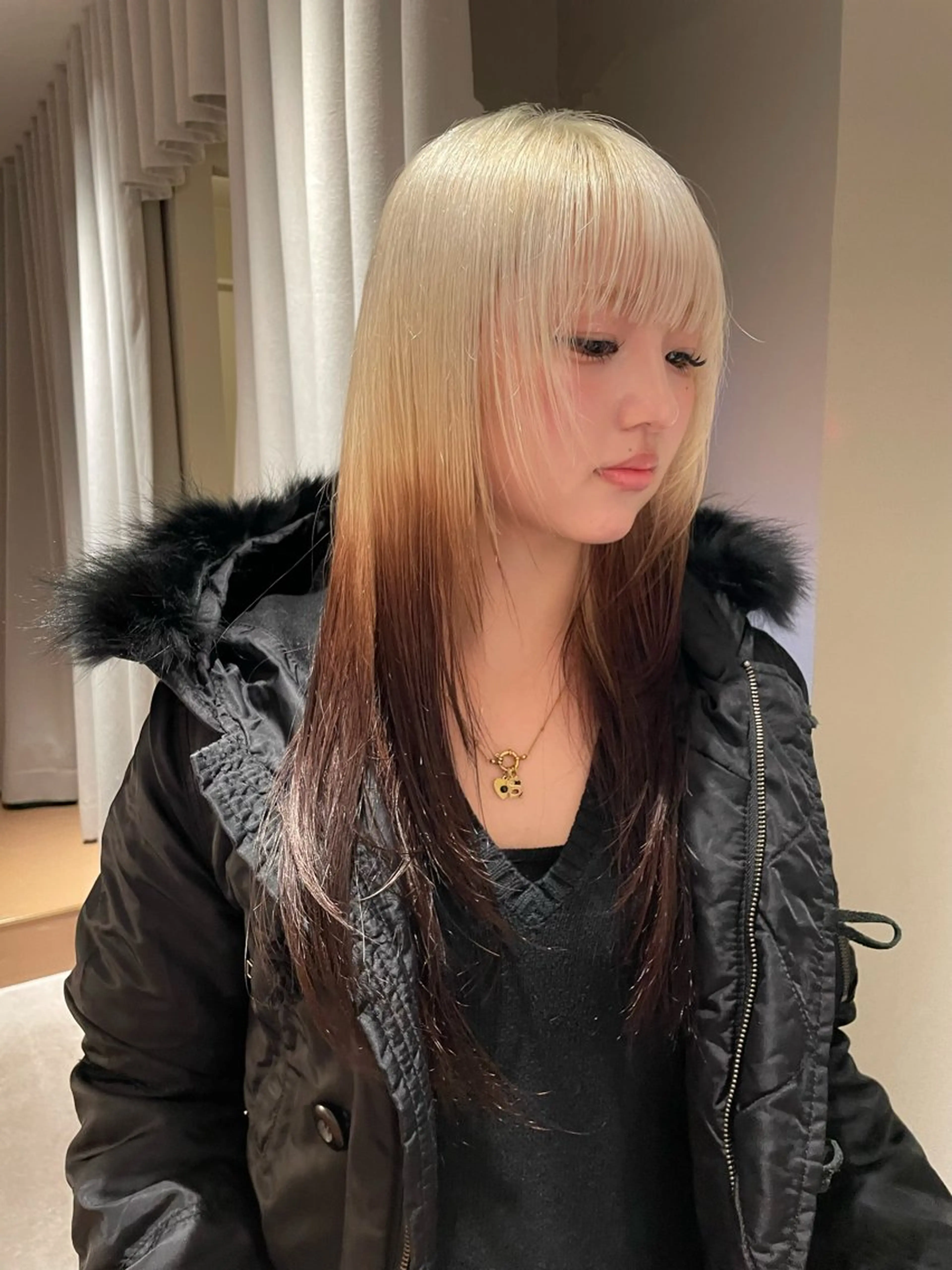 ロング 長山 海秀のヘアスタイル