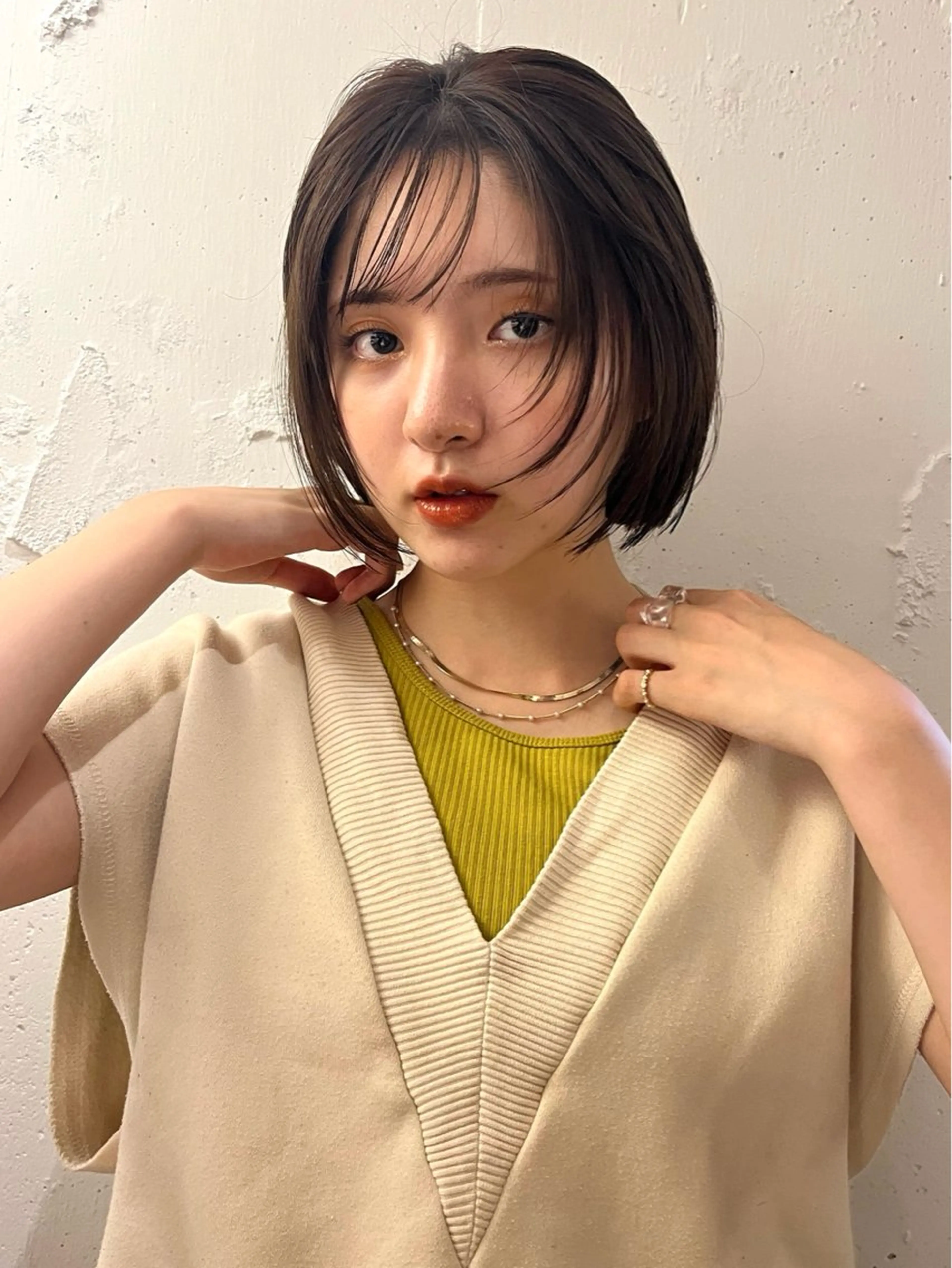 ショート ヘアアレンジ ボブレイヤー ボブ 顔周りカット レイヤーカット カット 上品な暖色/丸みボブ Chie🪷のヘアスタイル