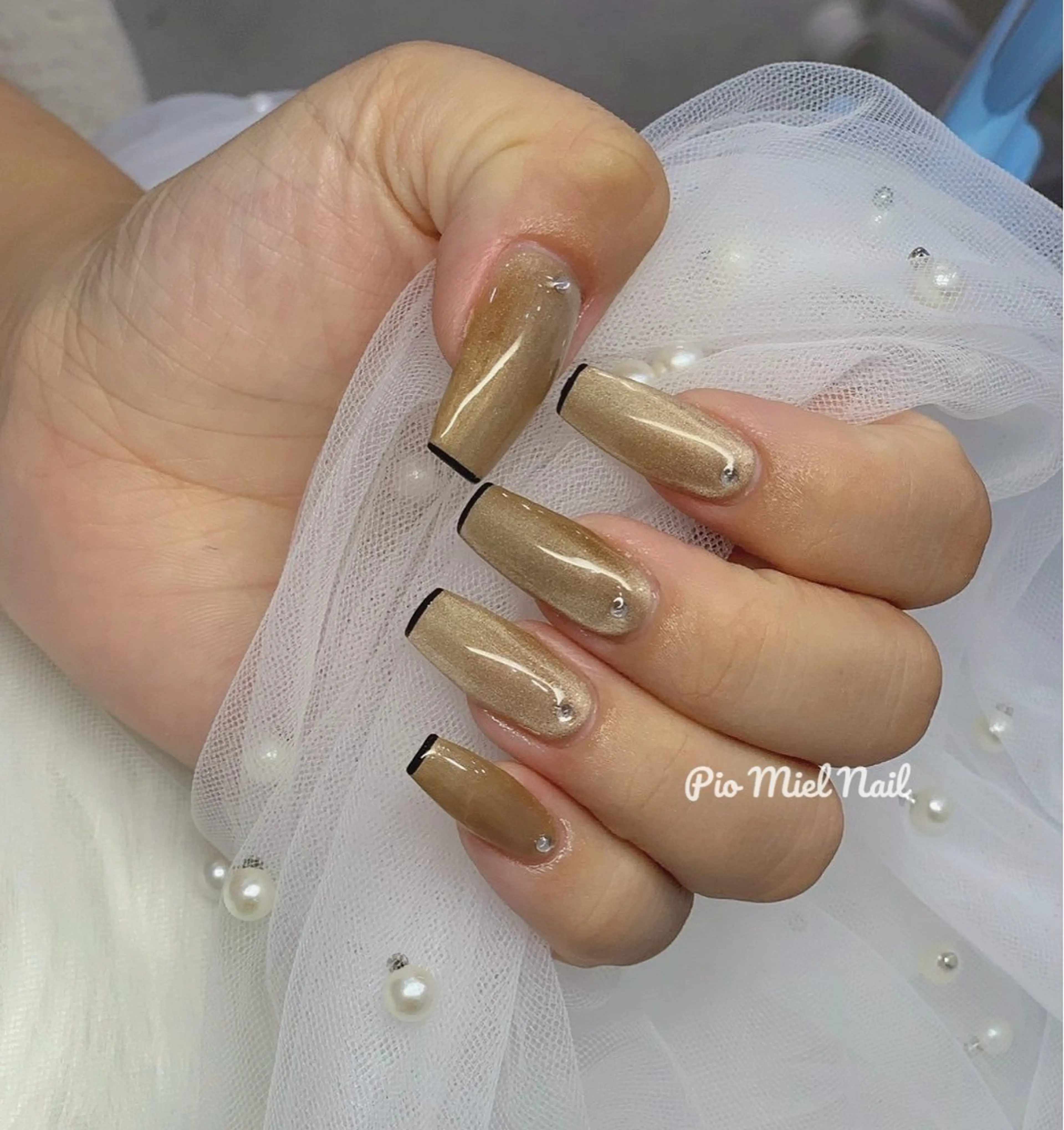 ミディアム 韓国風ヘア ハンドネイル Pio Mielのネイルデザイン