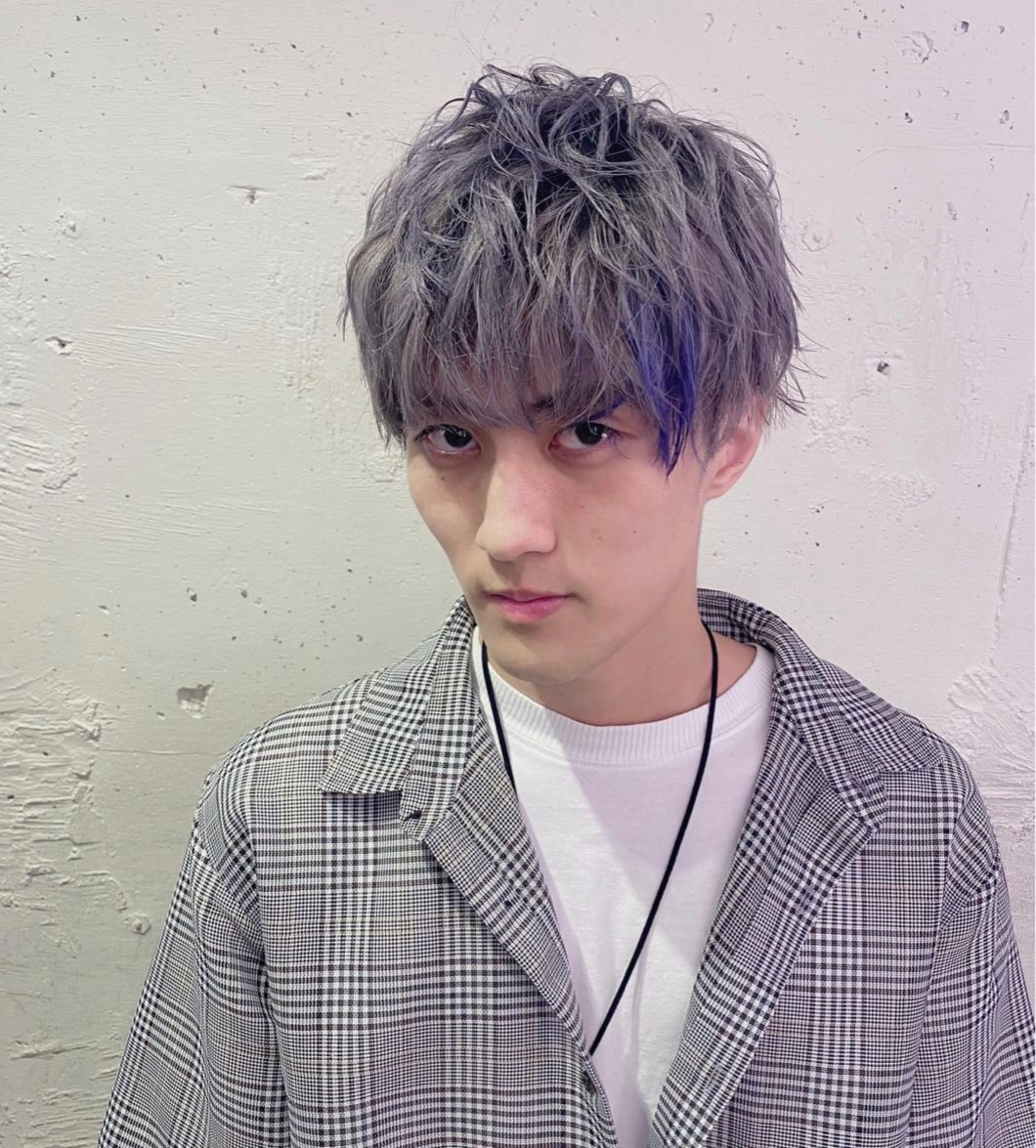 カラー メンズ メンズブリーチ ブリーチ カット 推しカラー オタク美容師 山本のヘアスタイル