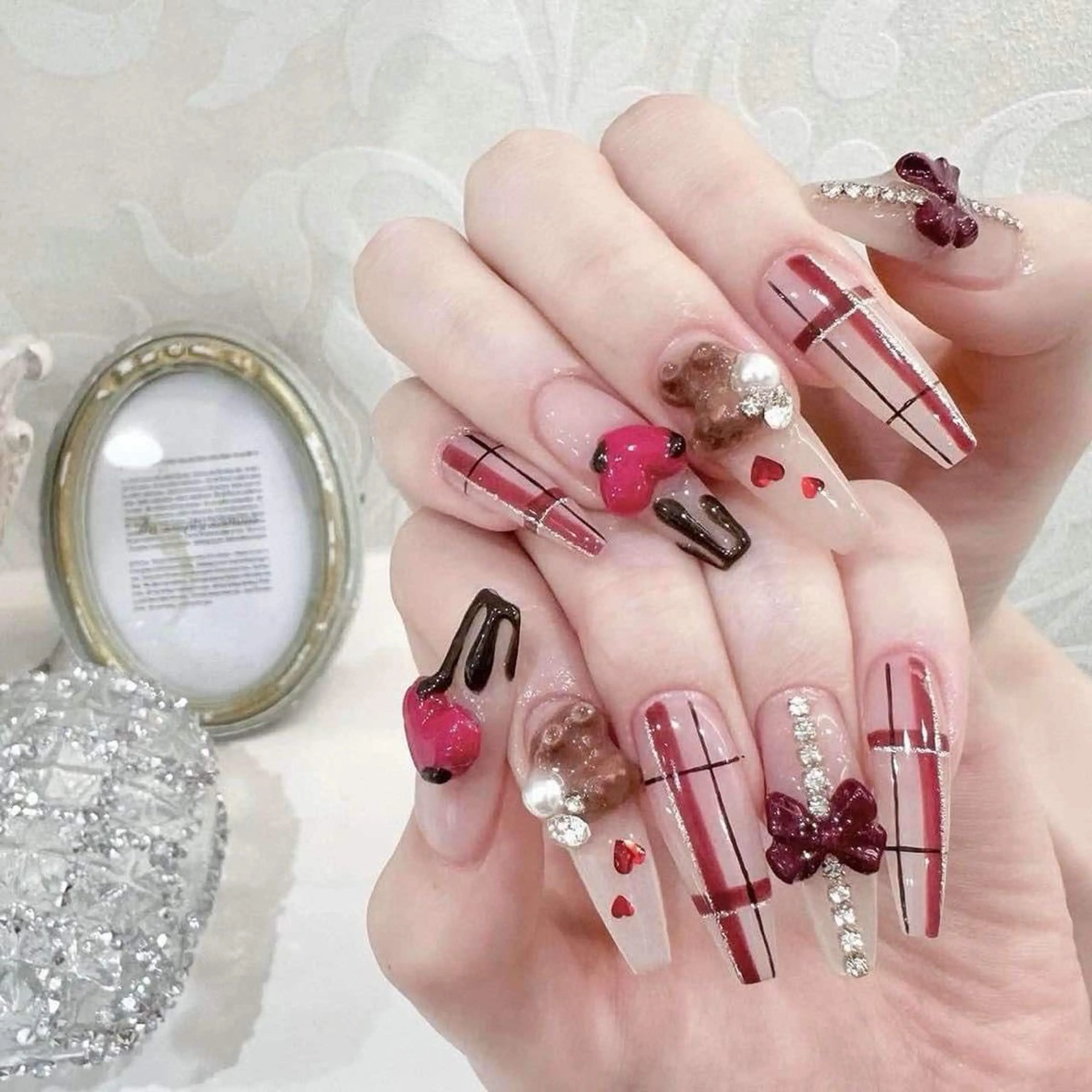ネイル 長さ出し キラキラネイル マグネットネイル ミラーネイル ネイルチップ Lee Nails チップ長さだし専門店のネイルデザイン