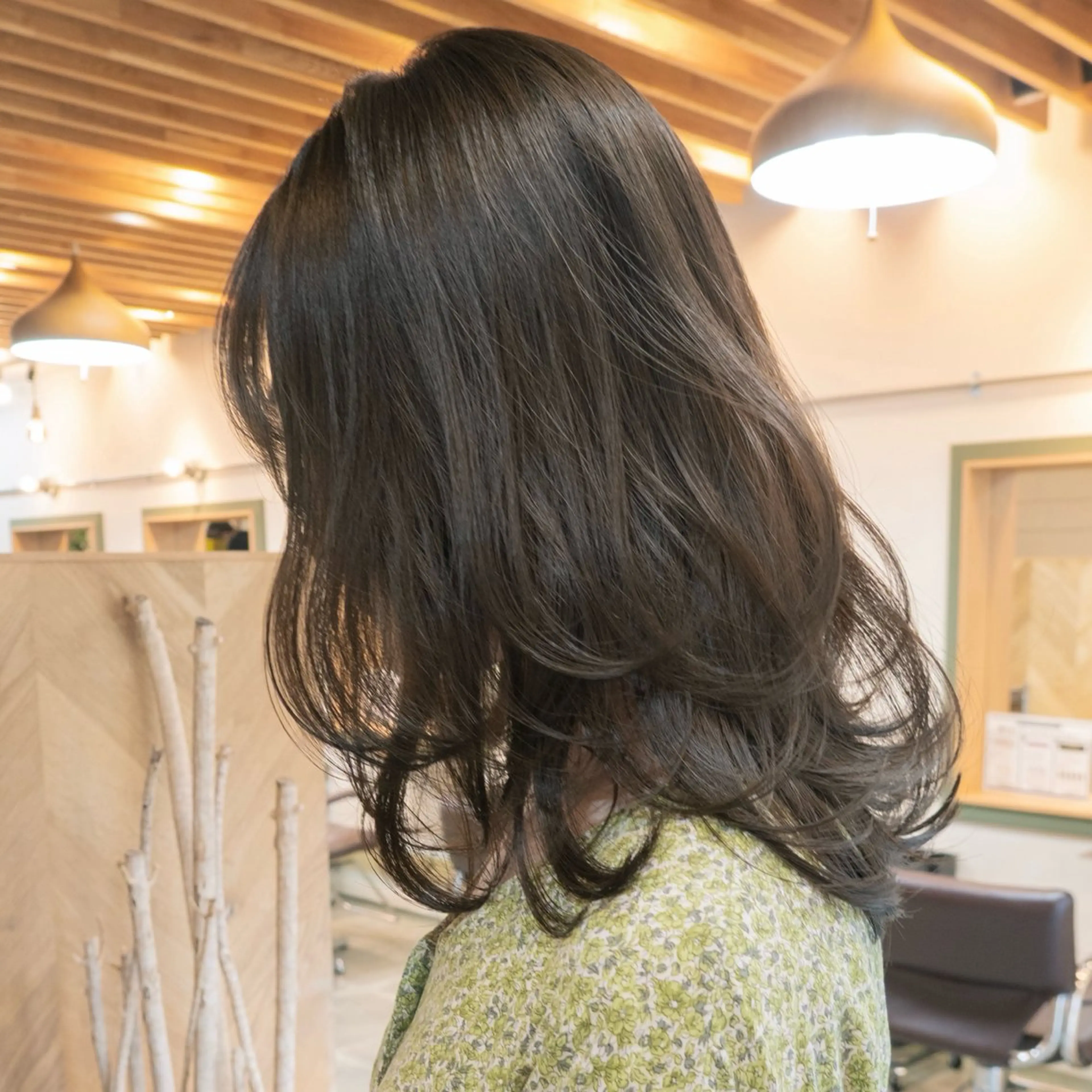 セミロング カラー カット ヘアカラー 韓国レイヤー　船橋 徒歩5分/小川友美のヘアスタイル