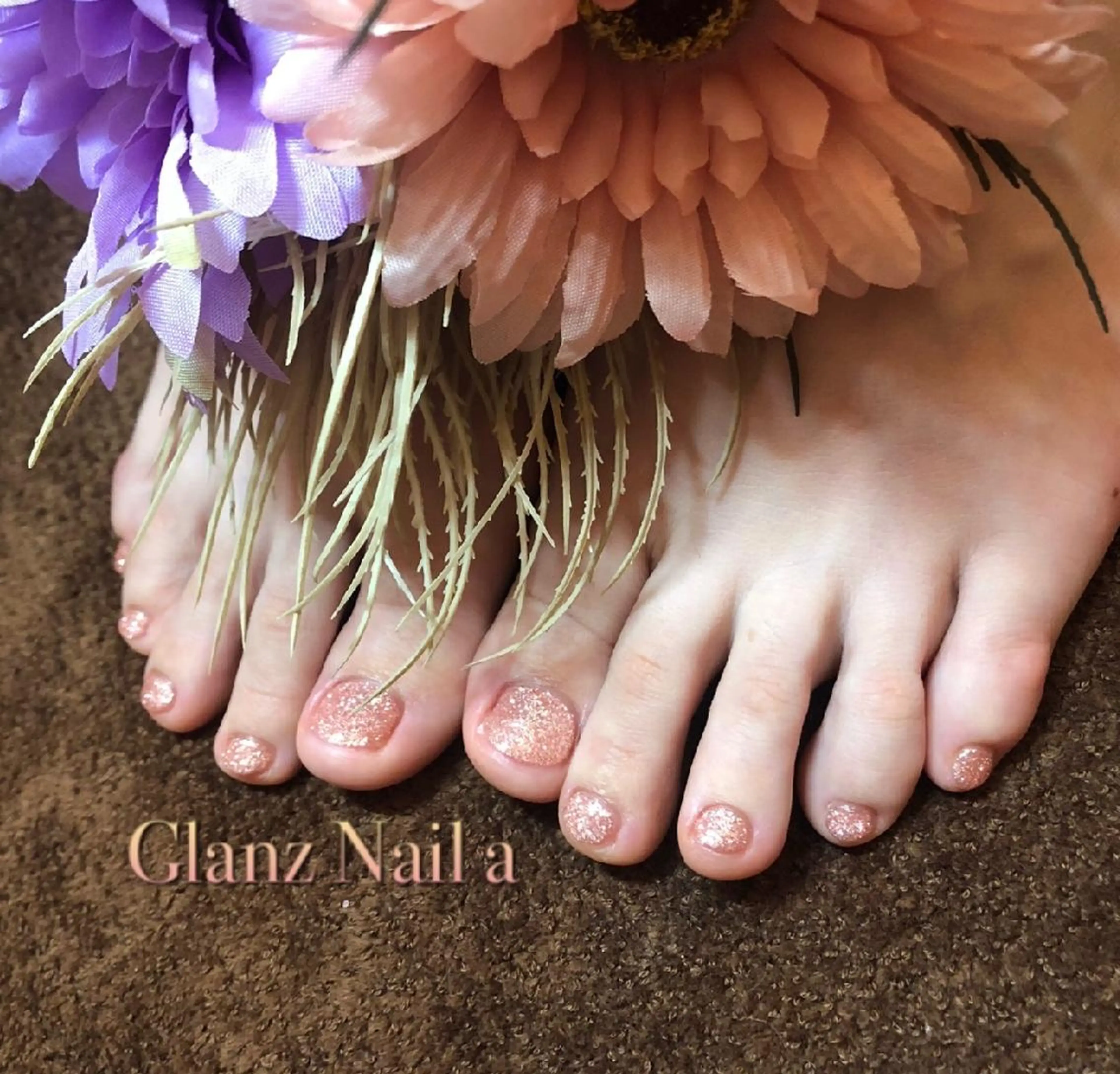 ネイル フットネイル ワンカラーネイル Glanz  Nail aのネイルデザイン