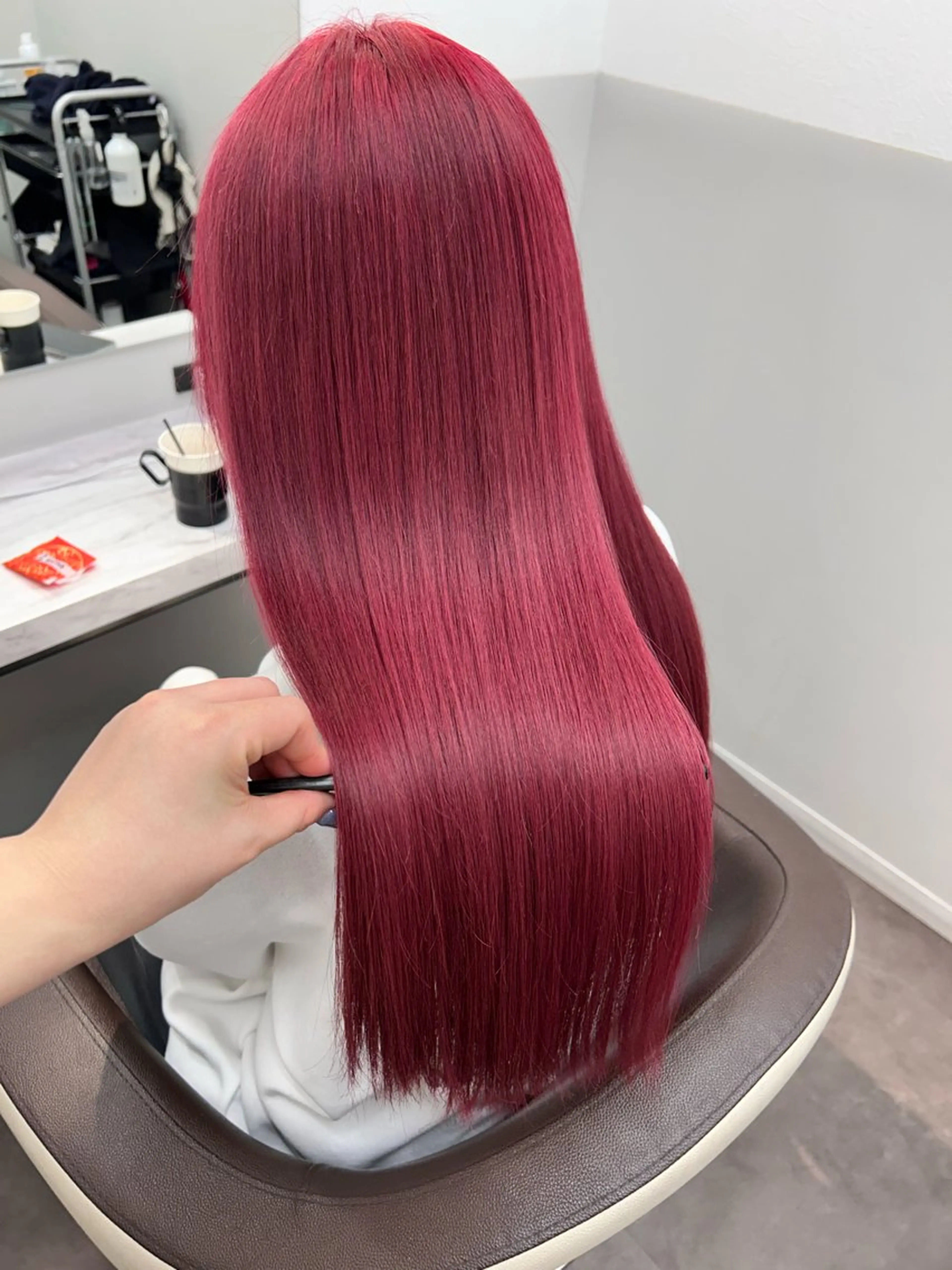 ロング カラー 薄田 珠美のヘアスタイル