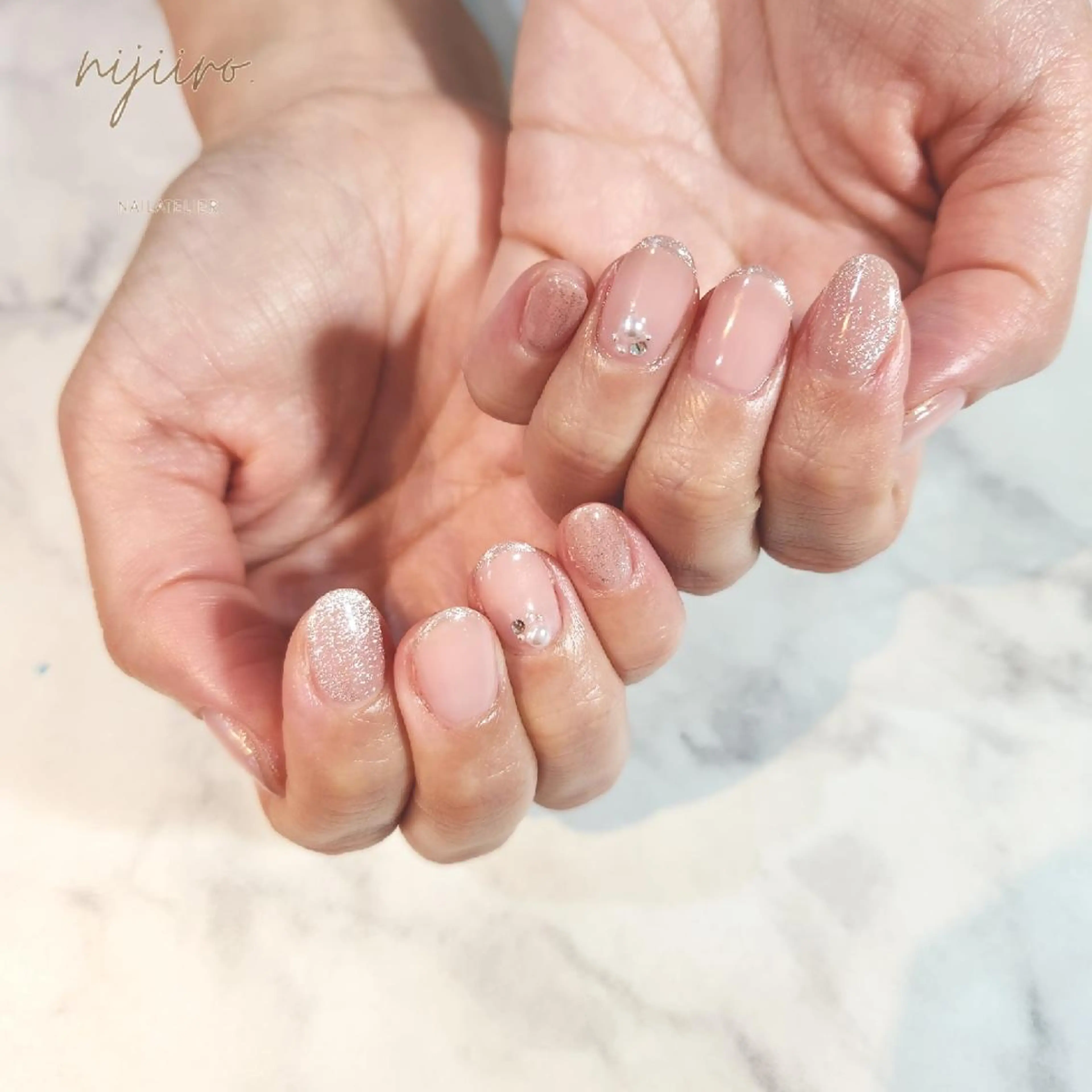 ネイル ハンドネイル nailatelier nijiiro.所属・nijiiro🌈 サトウのネイルデザイン