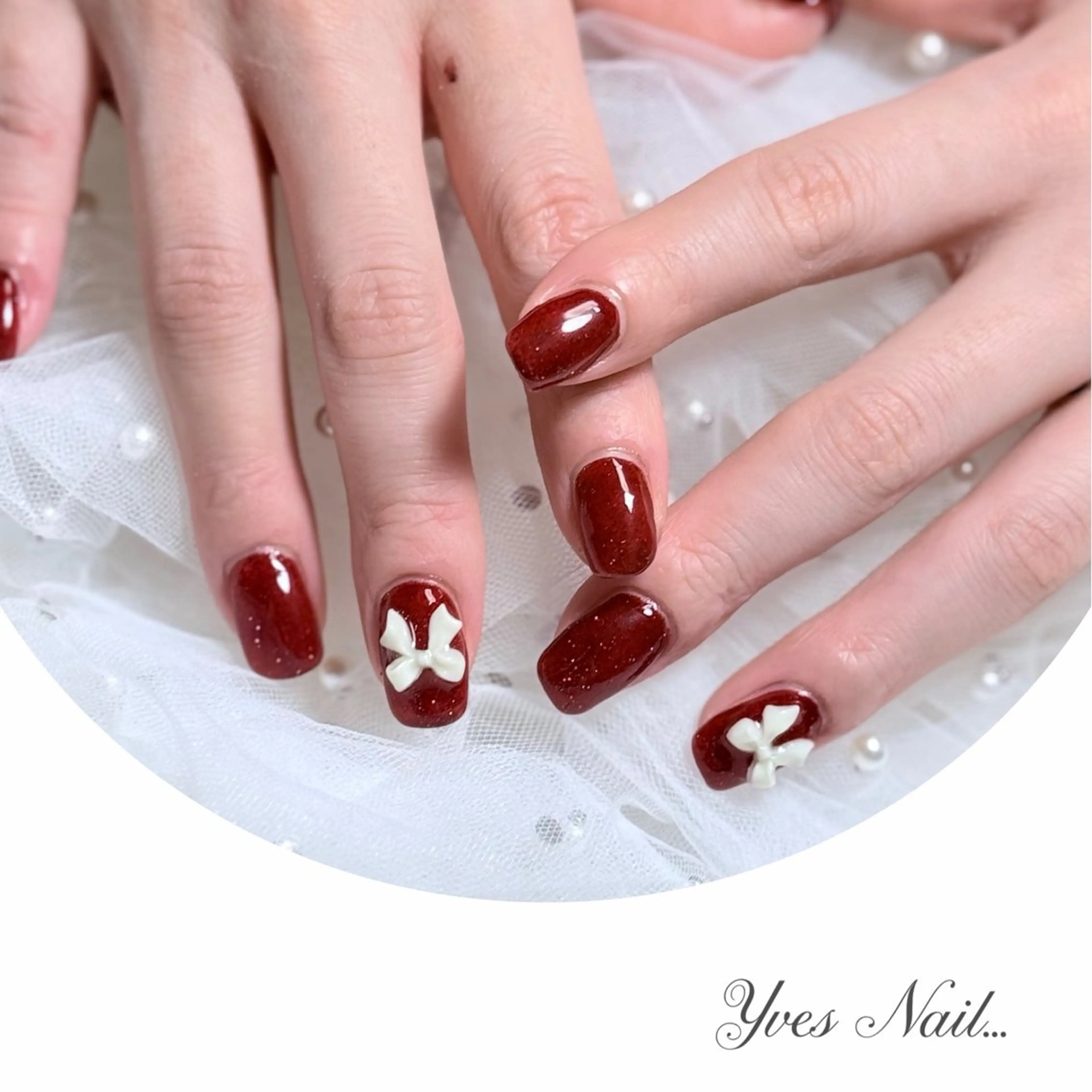 ネイル ボルドー リボン 冬ネイル ハンドネイル kanno yのネイルデザイン