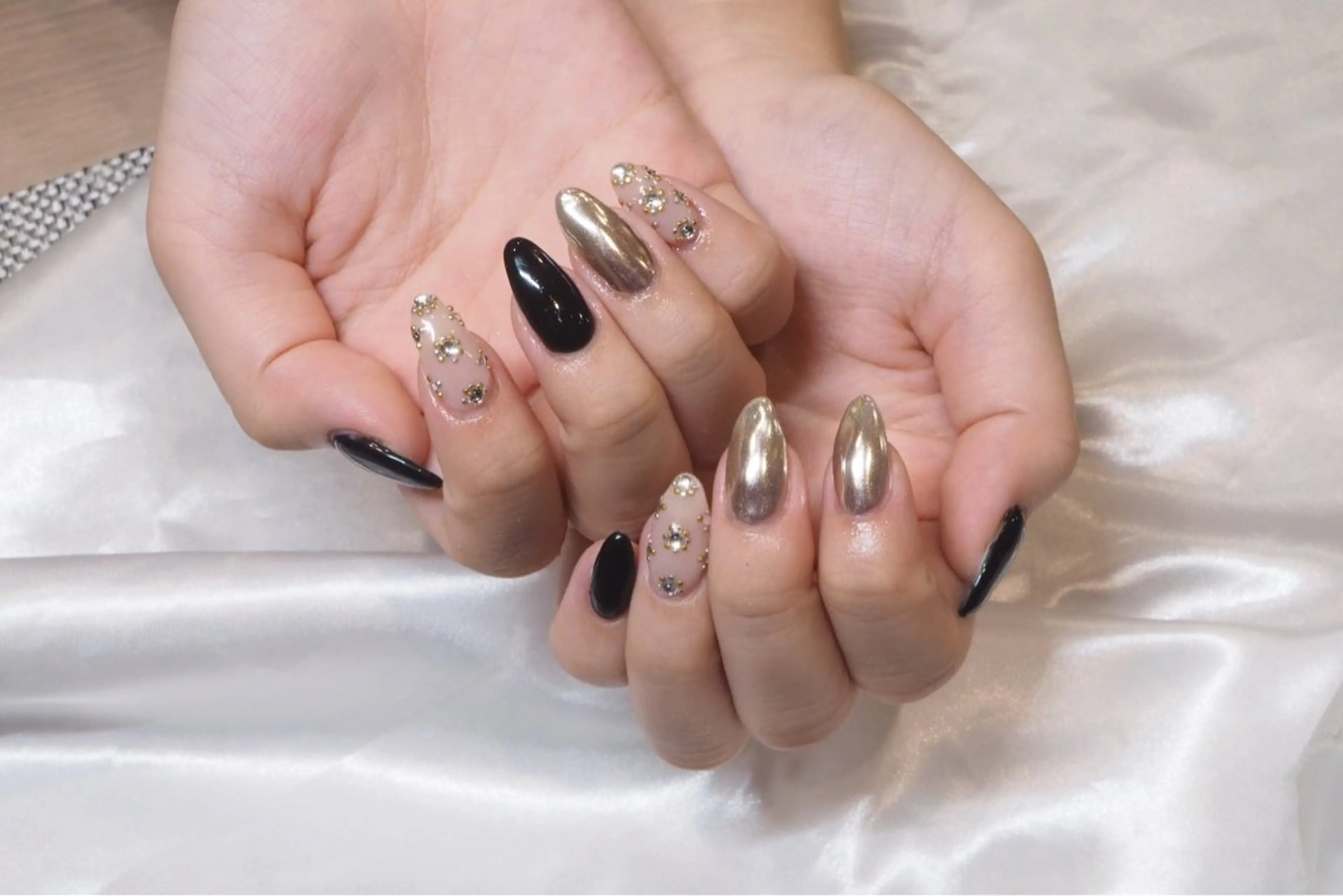 ネイル amore  心斎橋 aのネイルデザイン