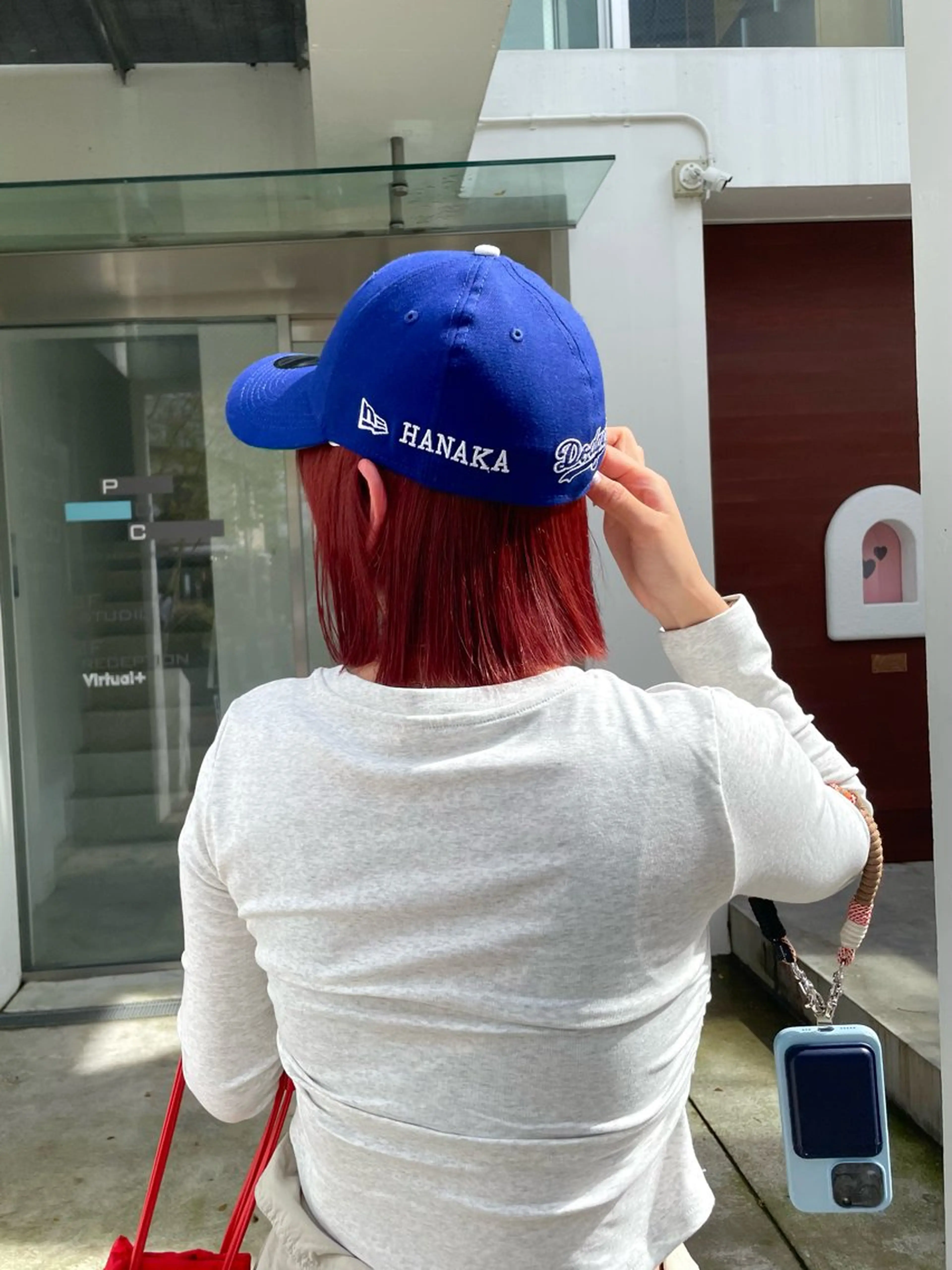 ショート カラー ミルクティー× グレージュMOMOのヘアスタイル