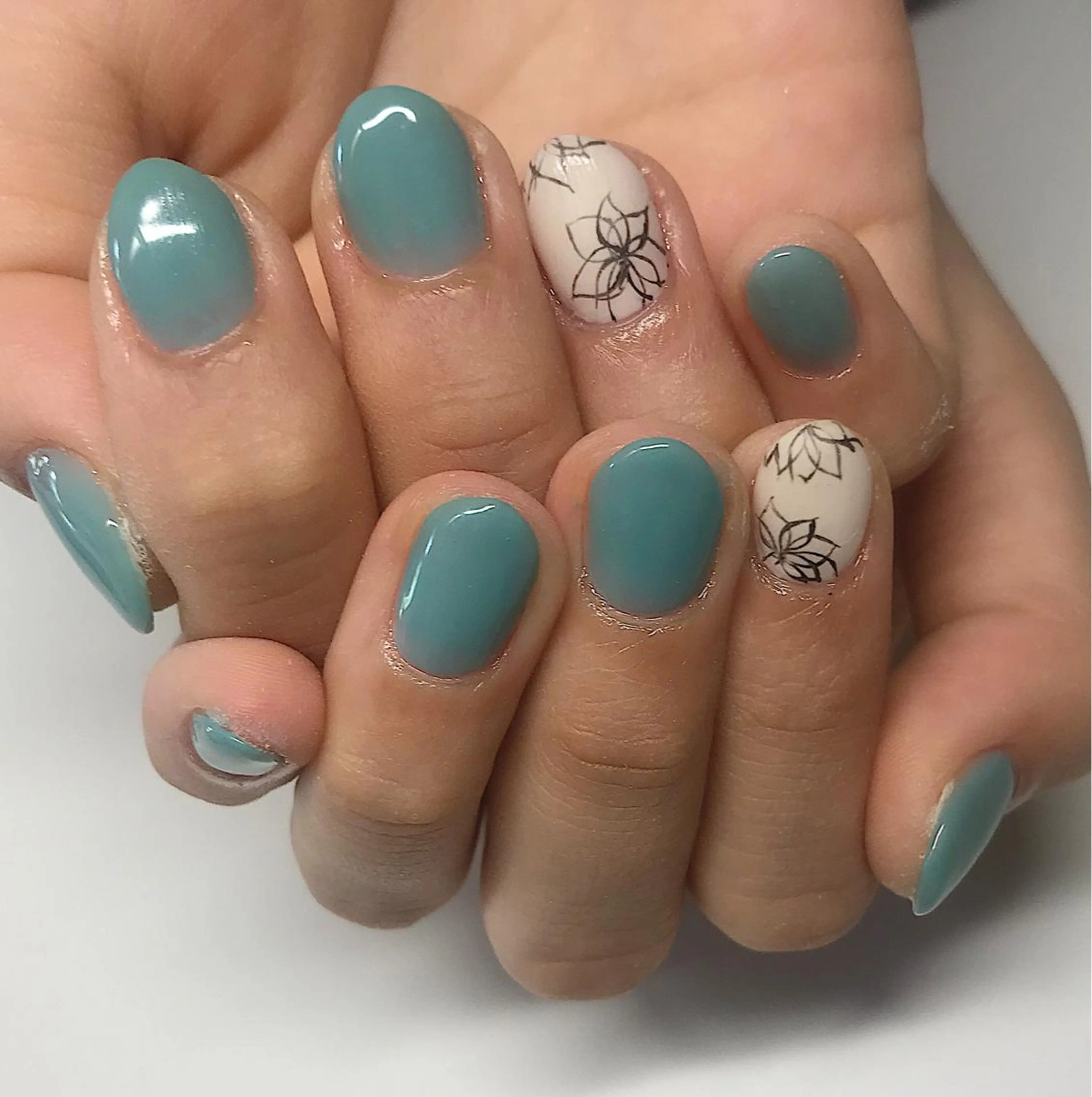 ネイル 岩井 志乃のその他イメージ