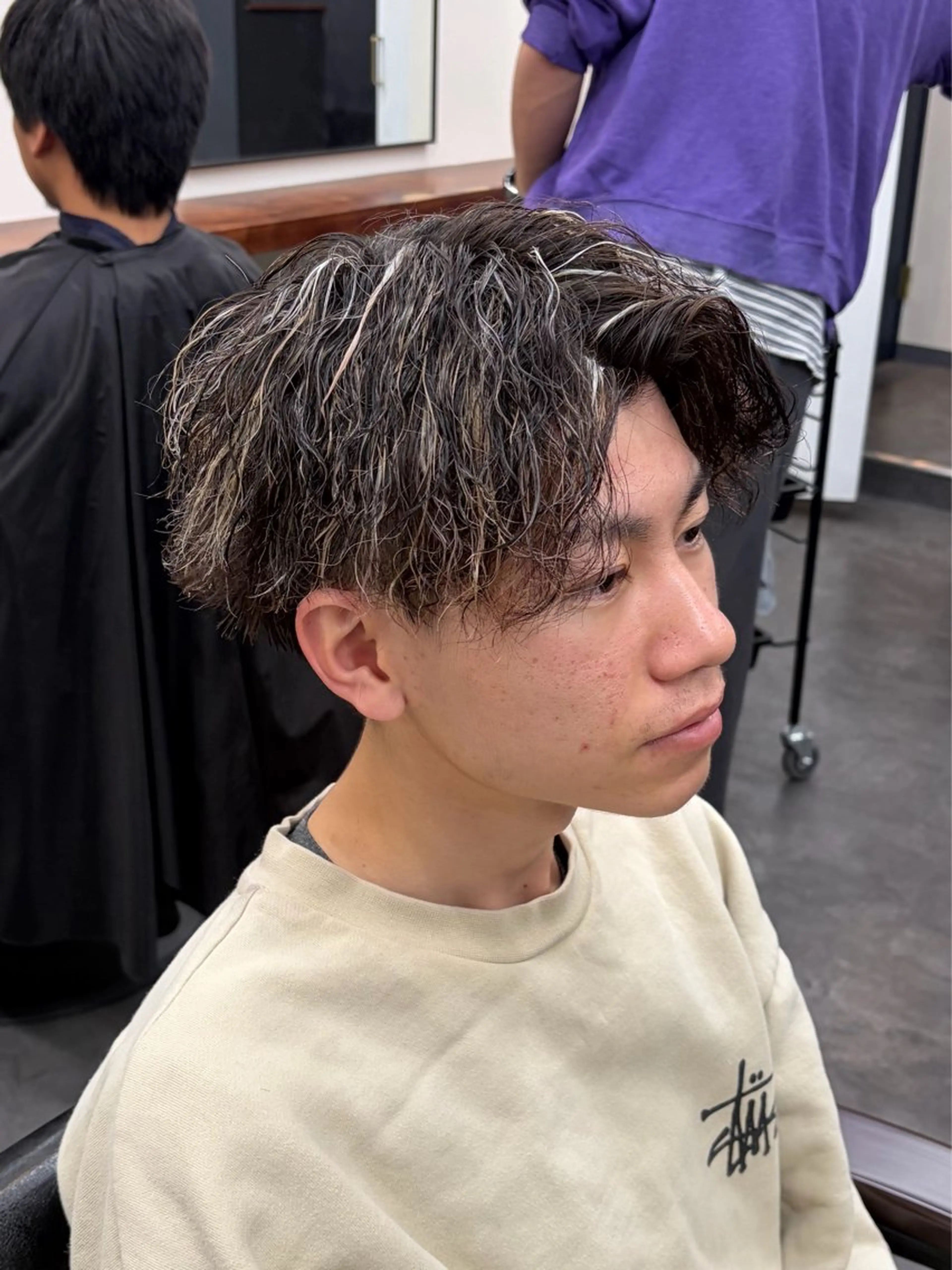 カラー パーマ メンズ メンズハイライト ハイライトカラー カット ヘアカラー パーマ 柏メンズカットパーマ NO.1タイチのヘアスタイル