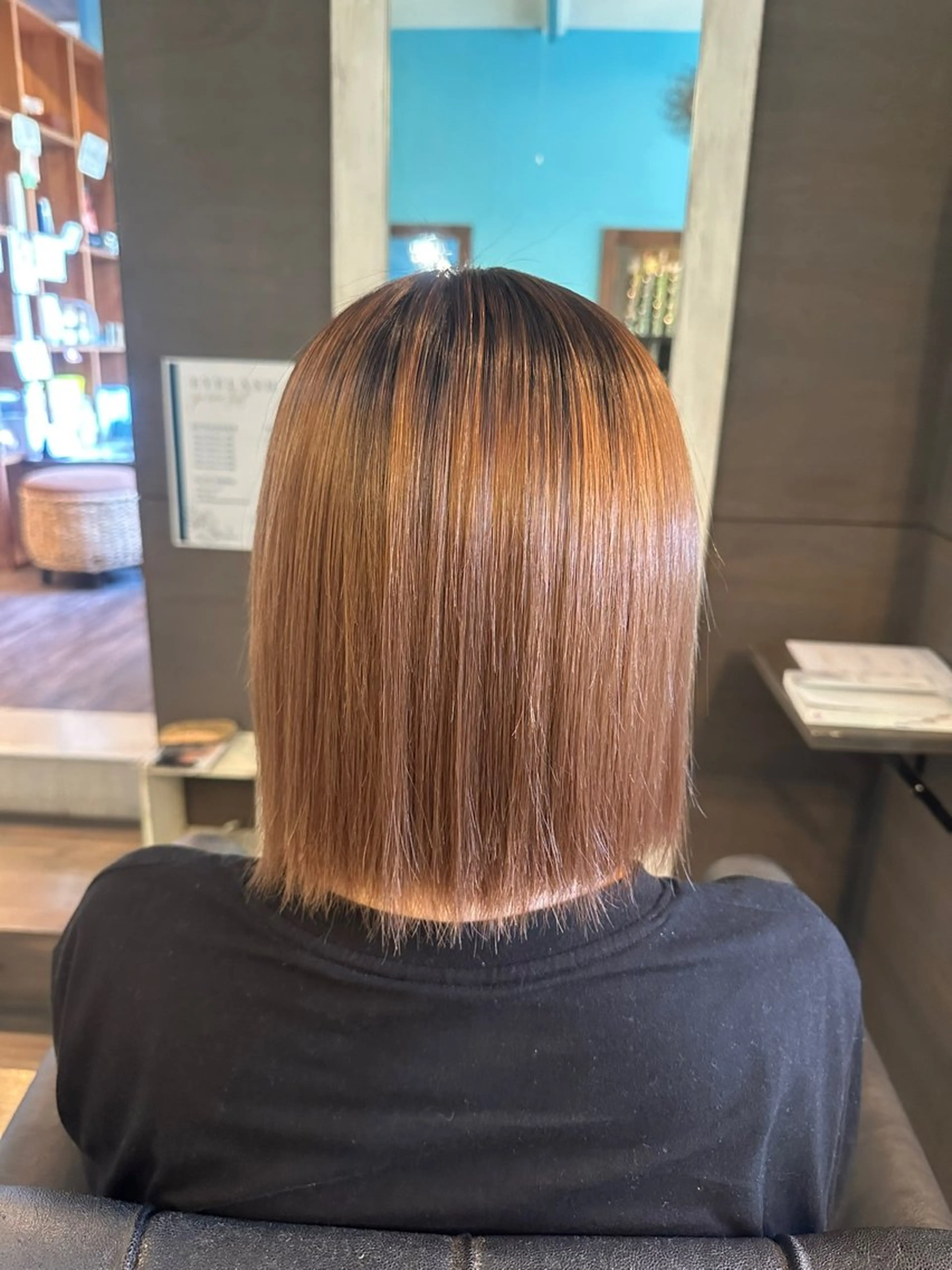 ミディアム 縮毛矯正 縮毛矯正 安達 望のヘアスタイル