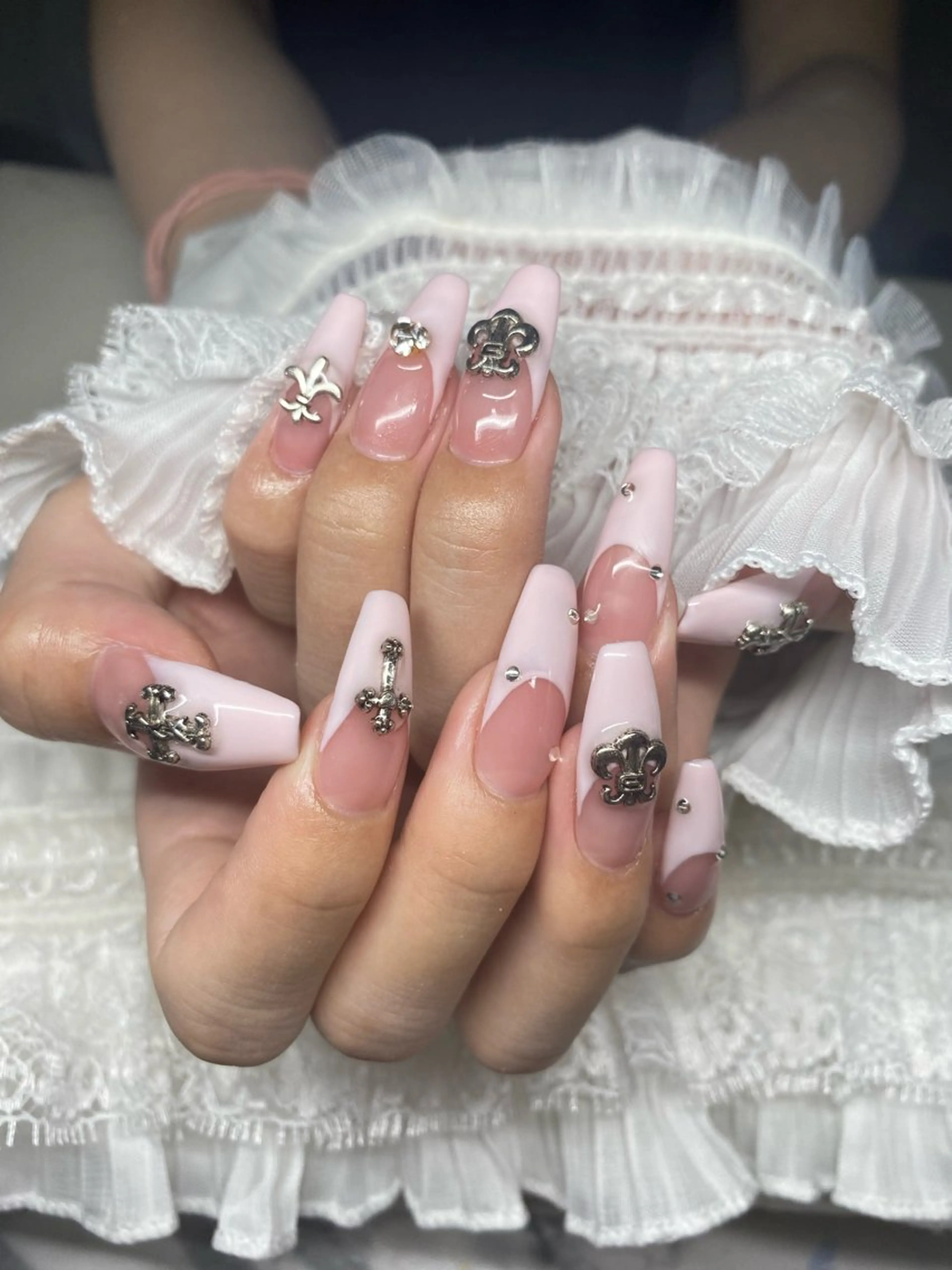 ネイル ネイルチップ Hi Beauty 渋谷(ネイル、ハイパーナイフ6、脂肪れいきゃく、マッサージ＆エステサロン)所属・Hi beauty 渋谷のネイルデザイン