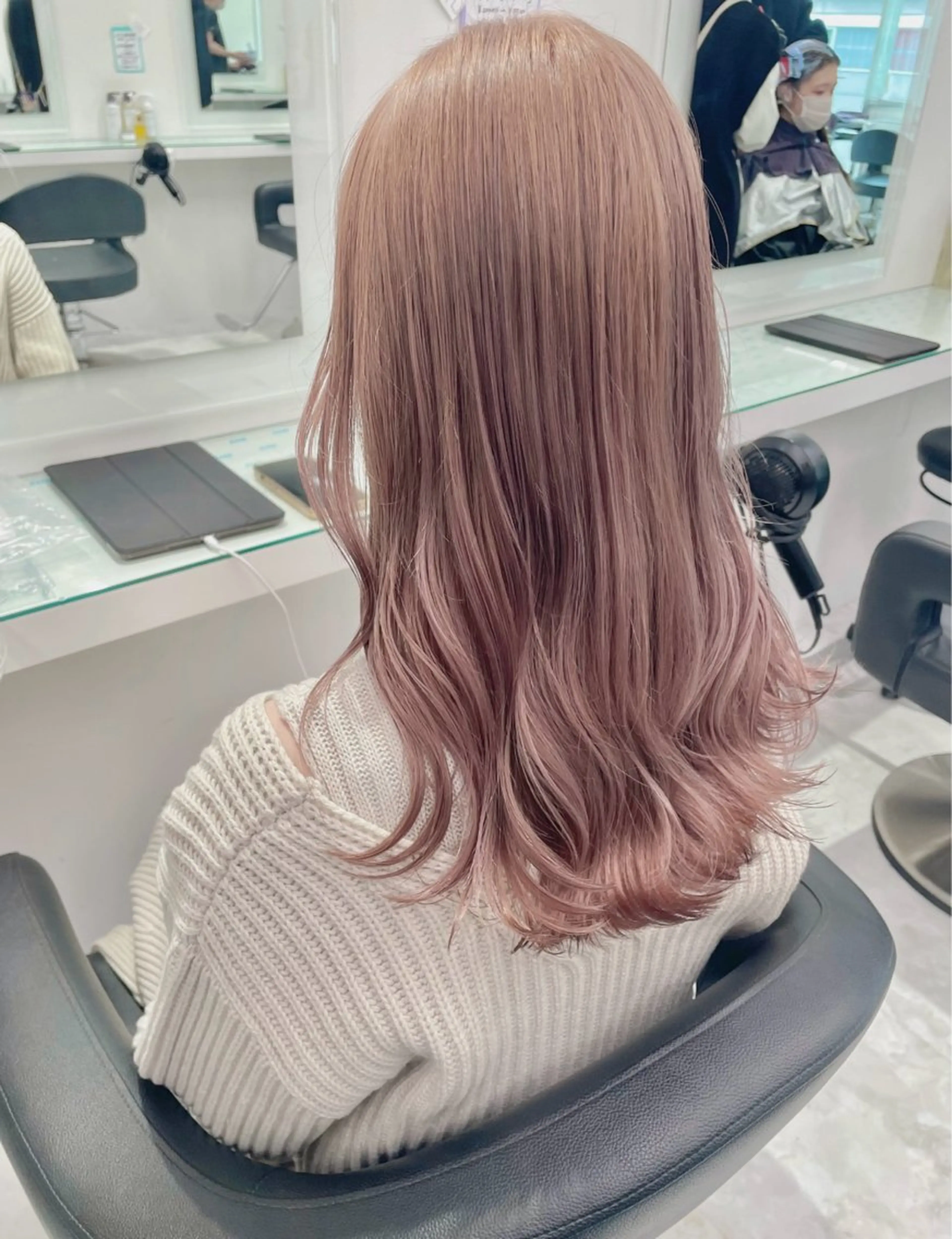 ロング カラー ヘアアレンジ ヘアカラー トリートメント ヘッドスパ ヘアセット ハイトーン艶カラー 🤍ゆうひのヘアスタイル