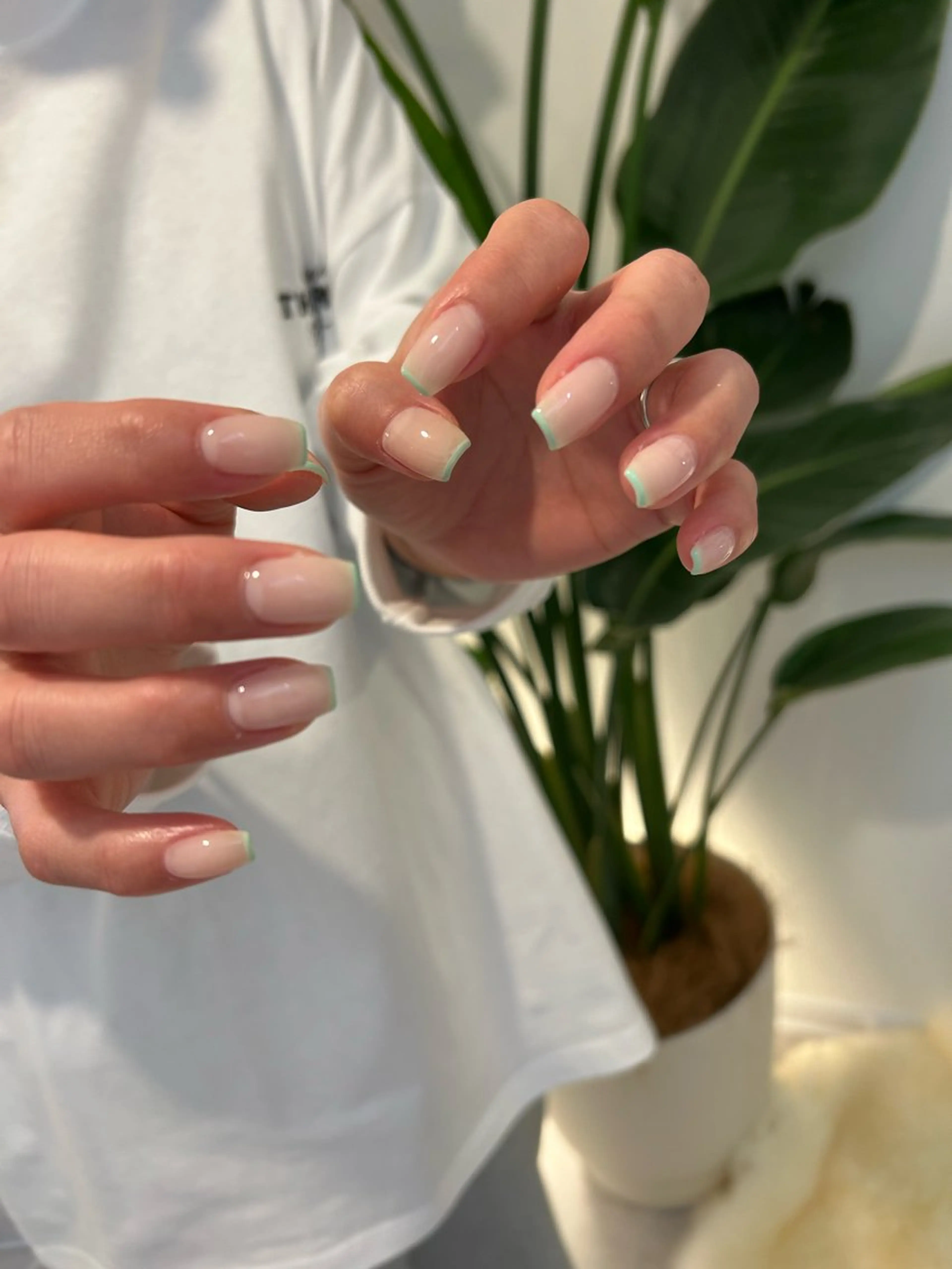 ネイル ハンドネイル repos yoshitomeのネイルデザイン