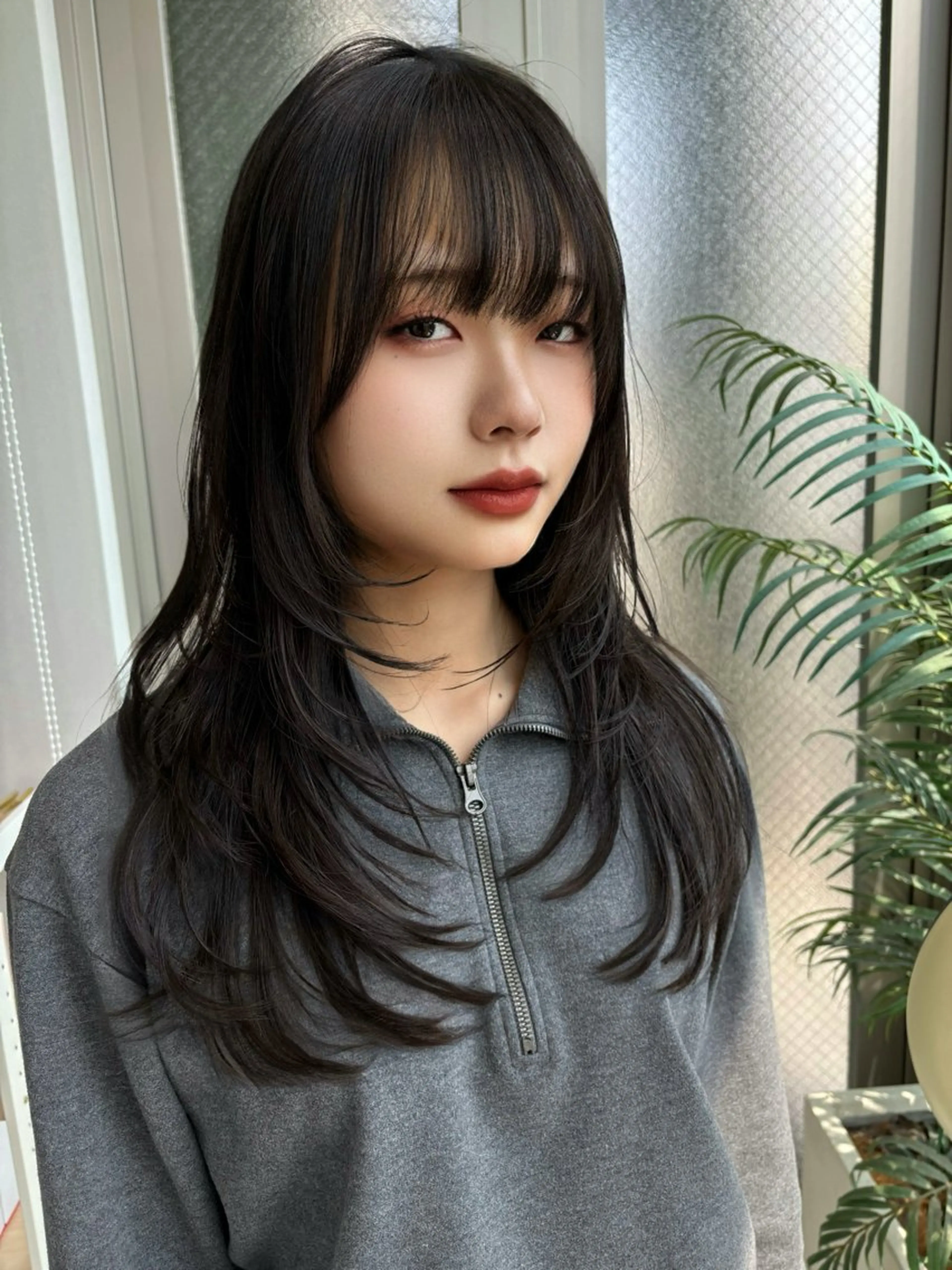 ロング ハッシュカット 髪質改善 レイヤーカット ロング トリートメント カット ヘアカラー トリートメント 韓国レイヤー💫美髪 縮毛矯正🫧拓海のヘアスタイル