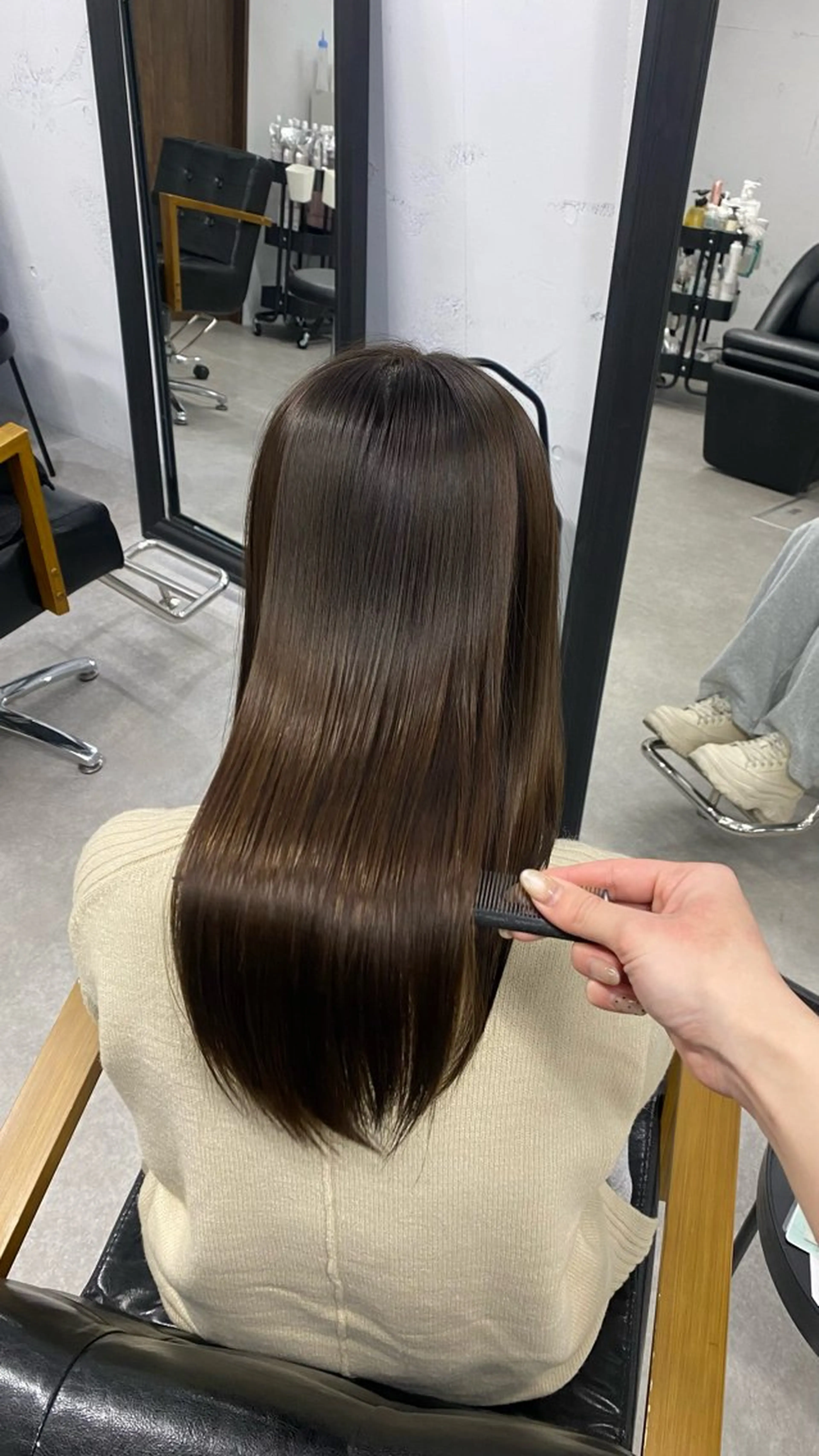 セミロング 縮毛矯正 トリートメント 太田 すず香のヘアスタイル