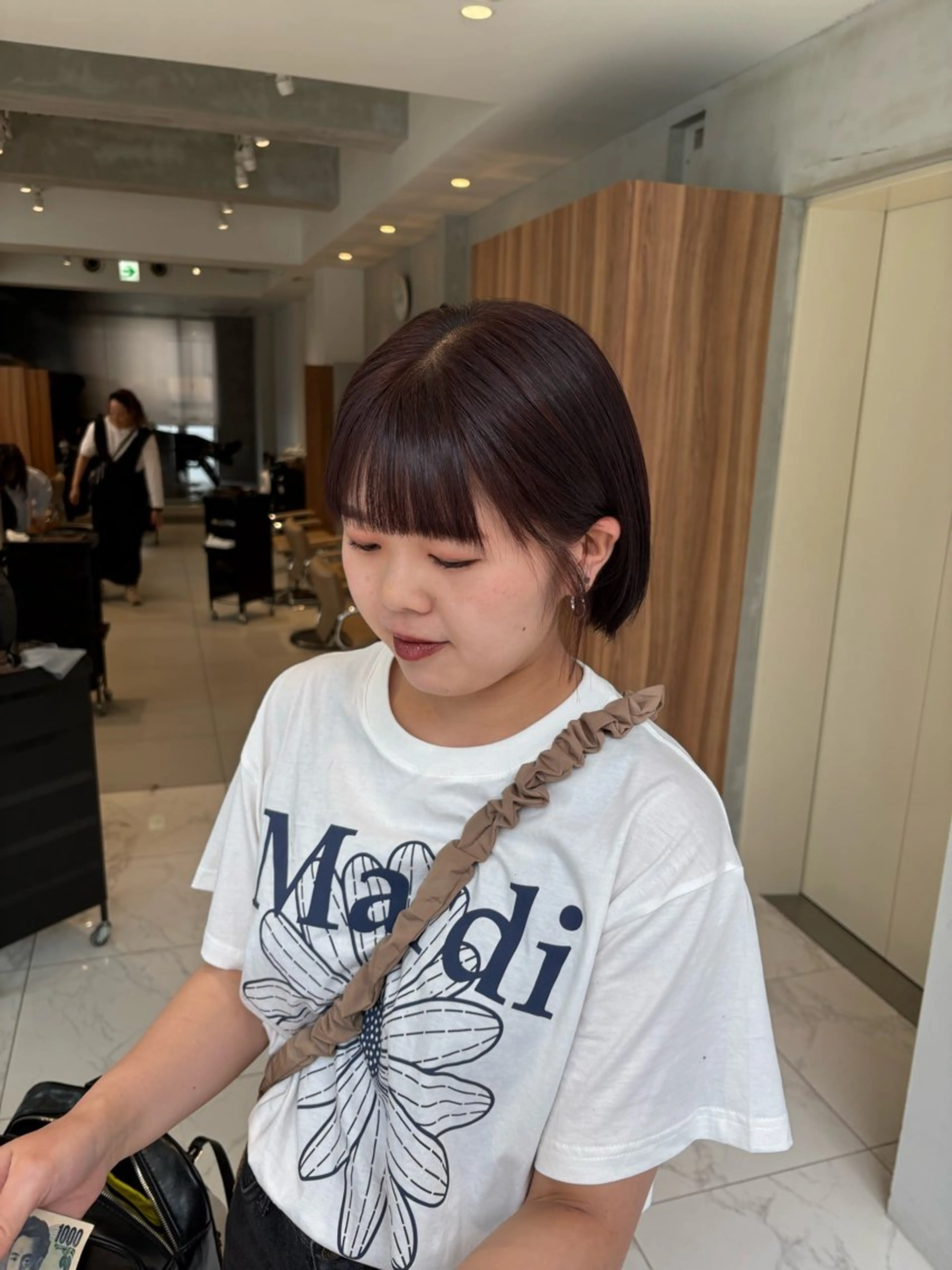 ショート ボブ カット ハイトーンカラー 🐈🤎Rikoのヘアスタイル