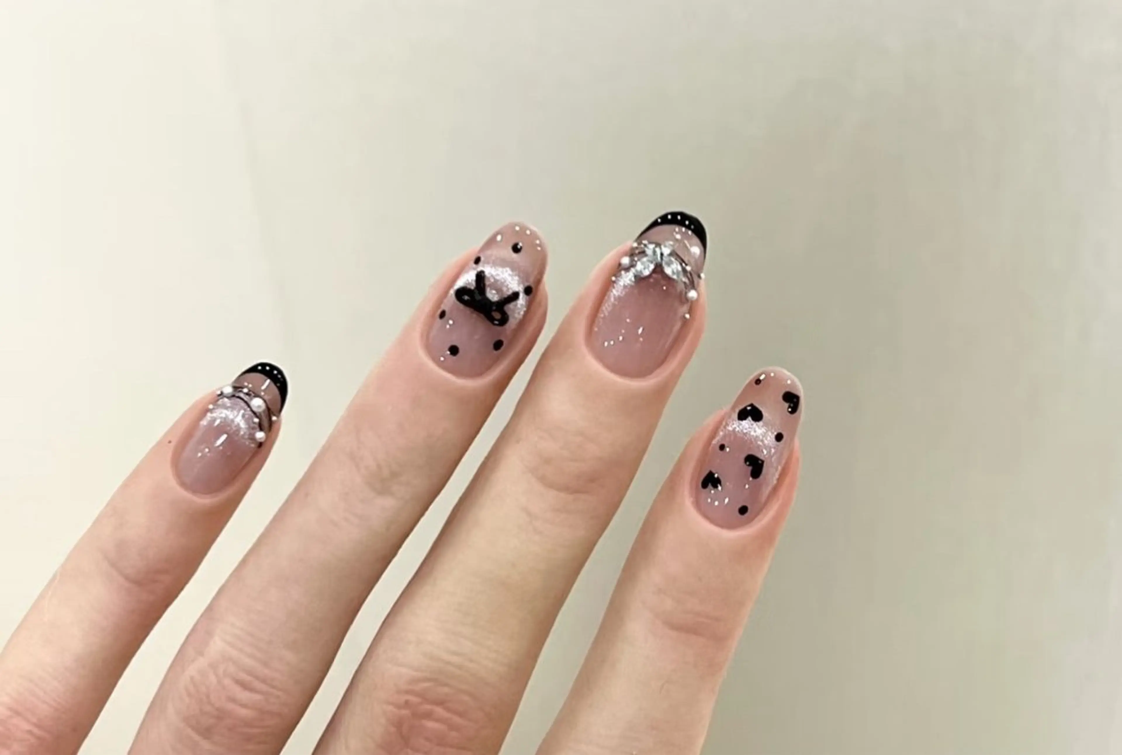 ネイル ハンドネイル ハンドケア 🍑 momo_nailのネイルデザイン