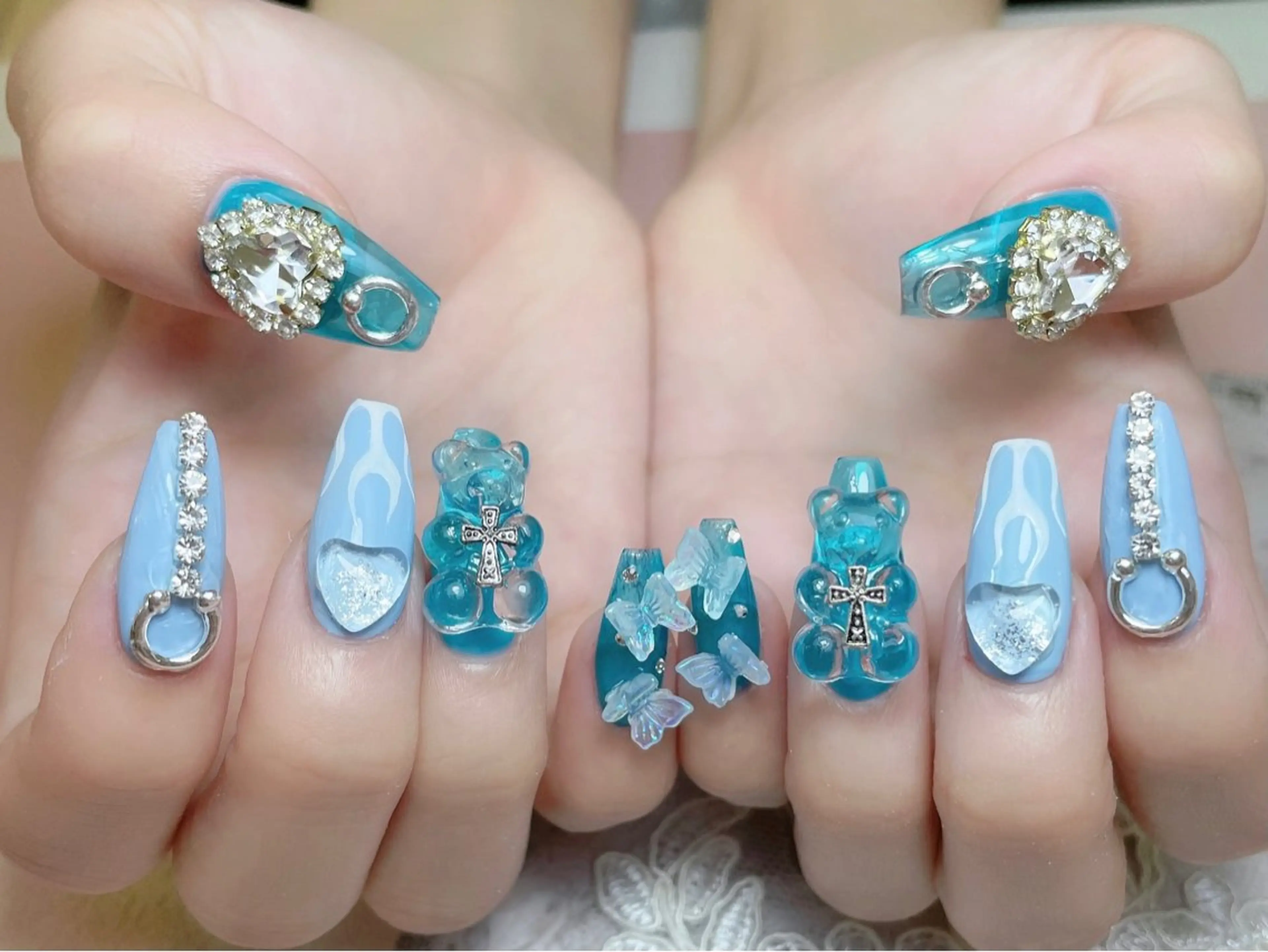 ネイル 夏ネイル ハンドネイル princess スカルプ専門店のネイルデザイン