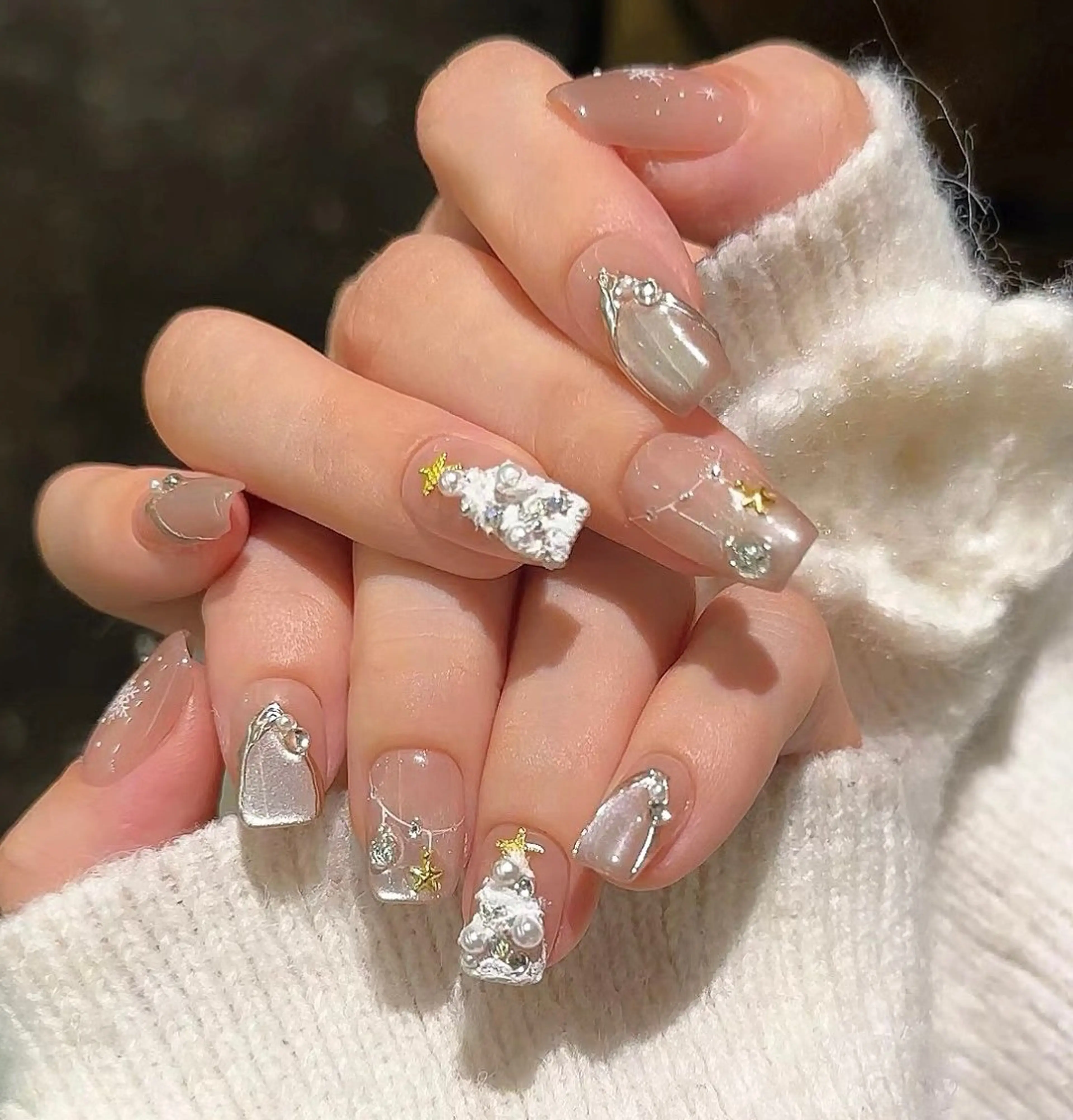 ネイル 新宿YISInail スカルプ専門店のネイルデザイン