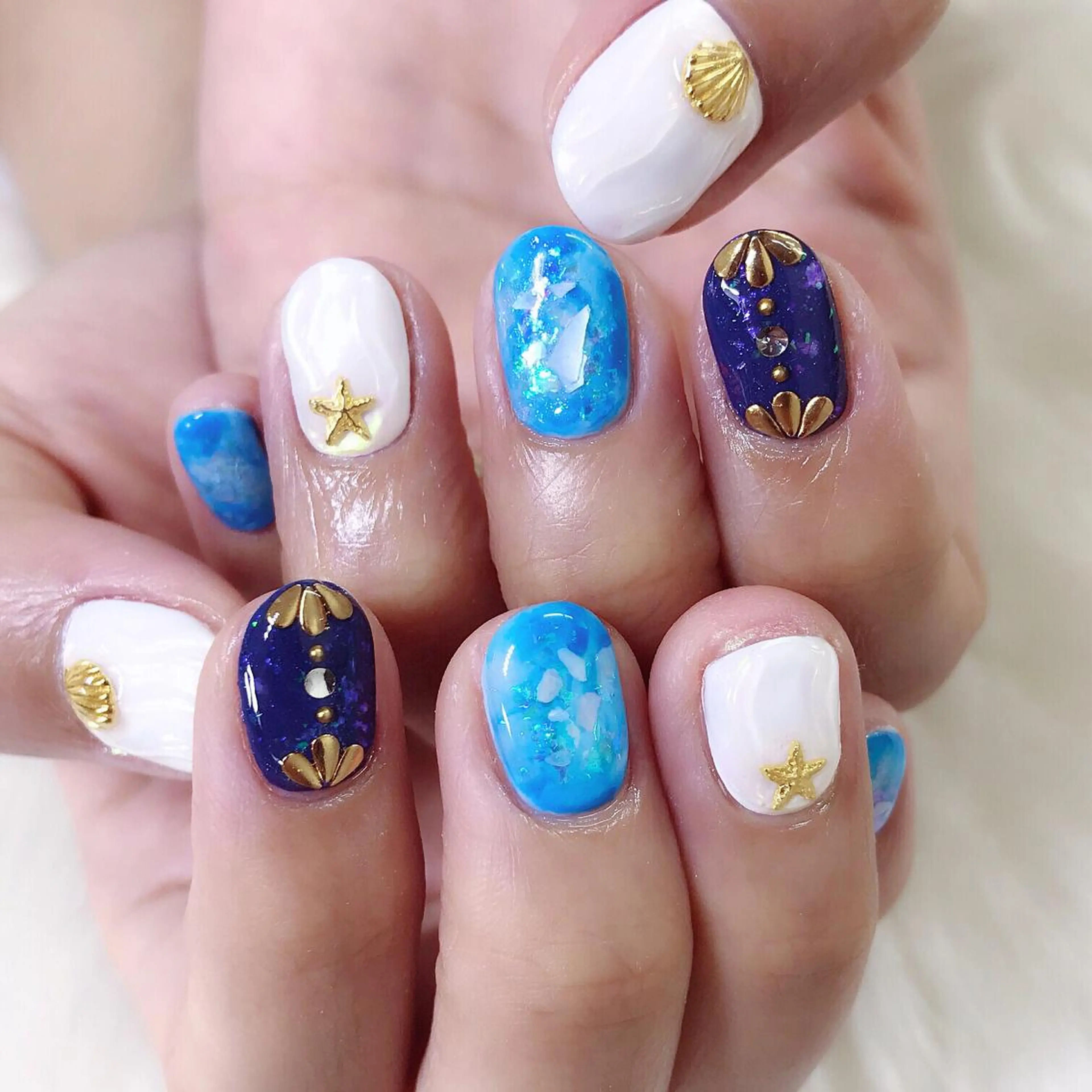 ネイル NOI ROUGEのネイルデザイン