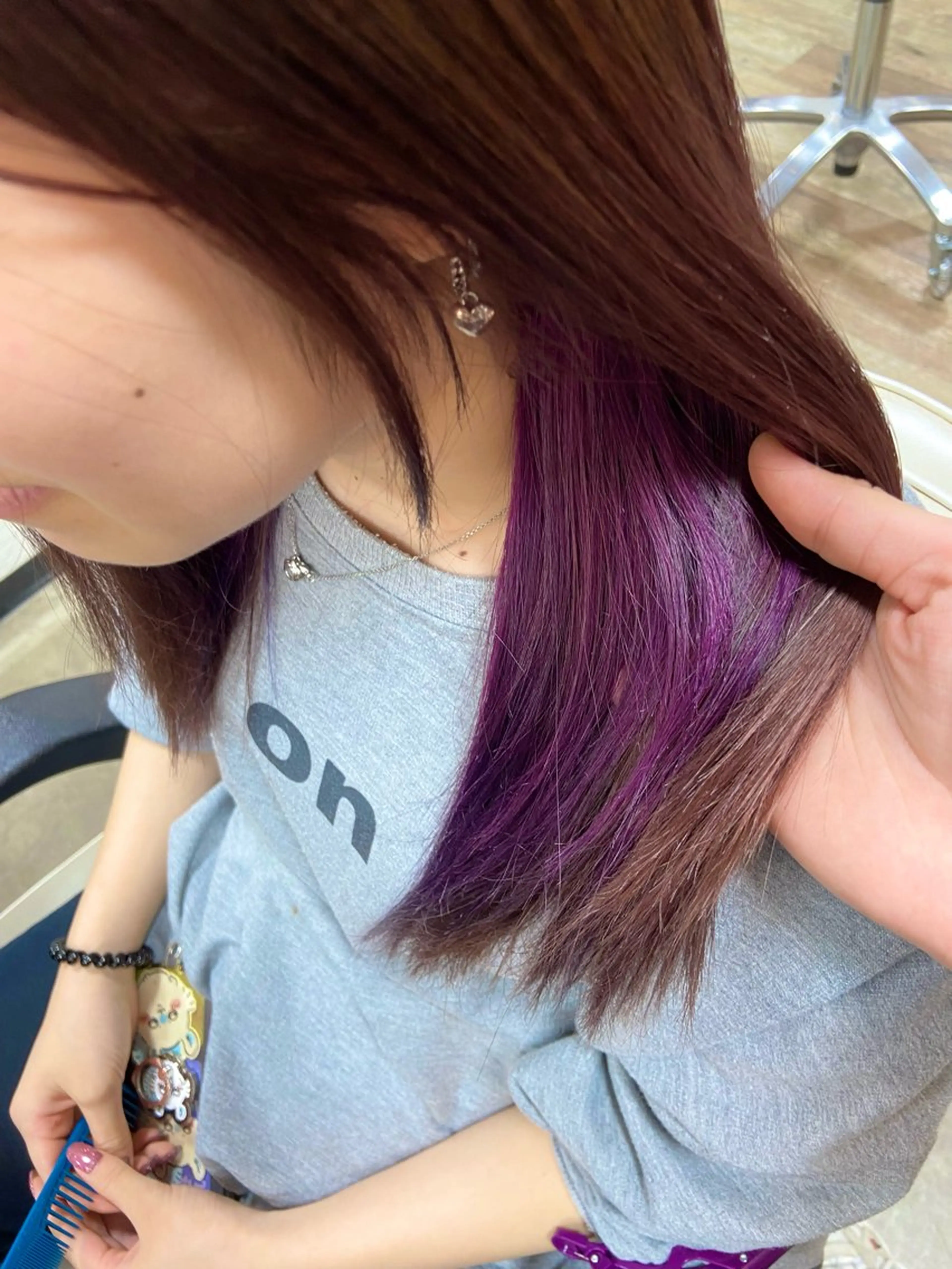 ロング カラー パーマ ブリーチ デザインカラー イヤリングカラー 髪質改善 縮毛矯正 ヘアカラー トリートメント イツキ🌕デザインカ ラー🥨髪質改善🫧のヘアスタイル