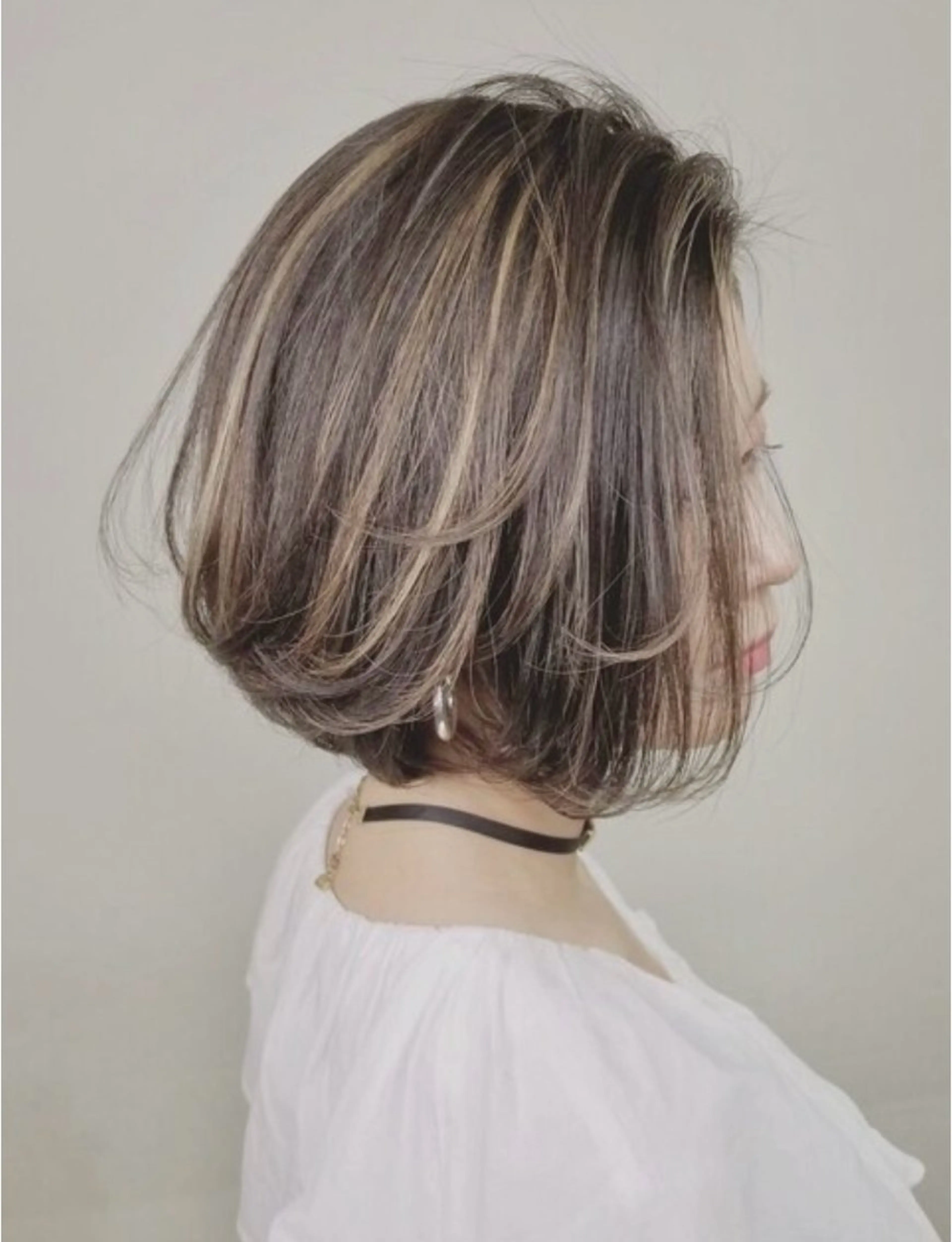 カラー 白井 音羽のヘアスタイル