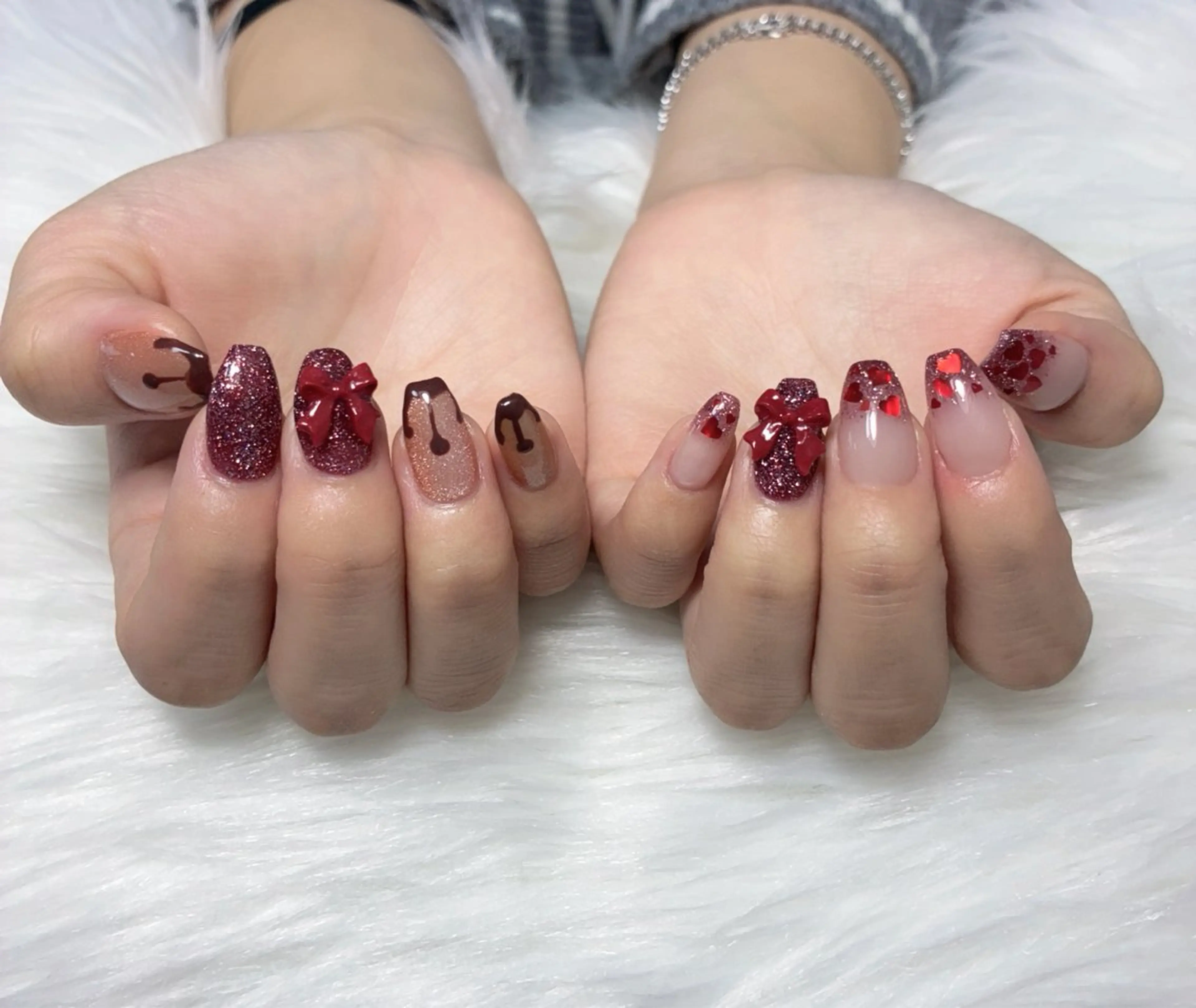 ネイル 持ち込み バレンタイン ハンドネイル YOINAIL ヨイネイルサロンのネイルデザイン