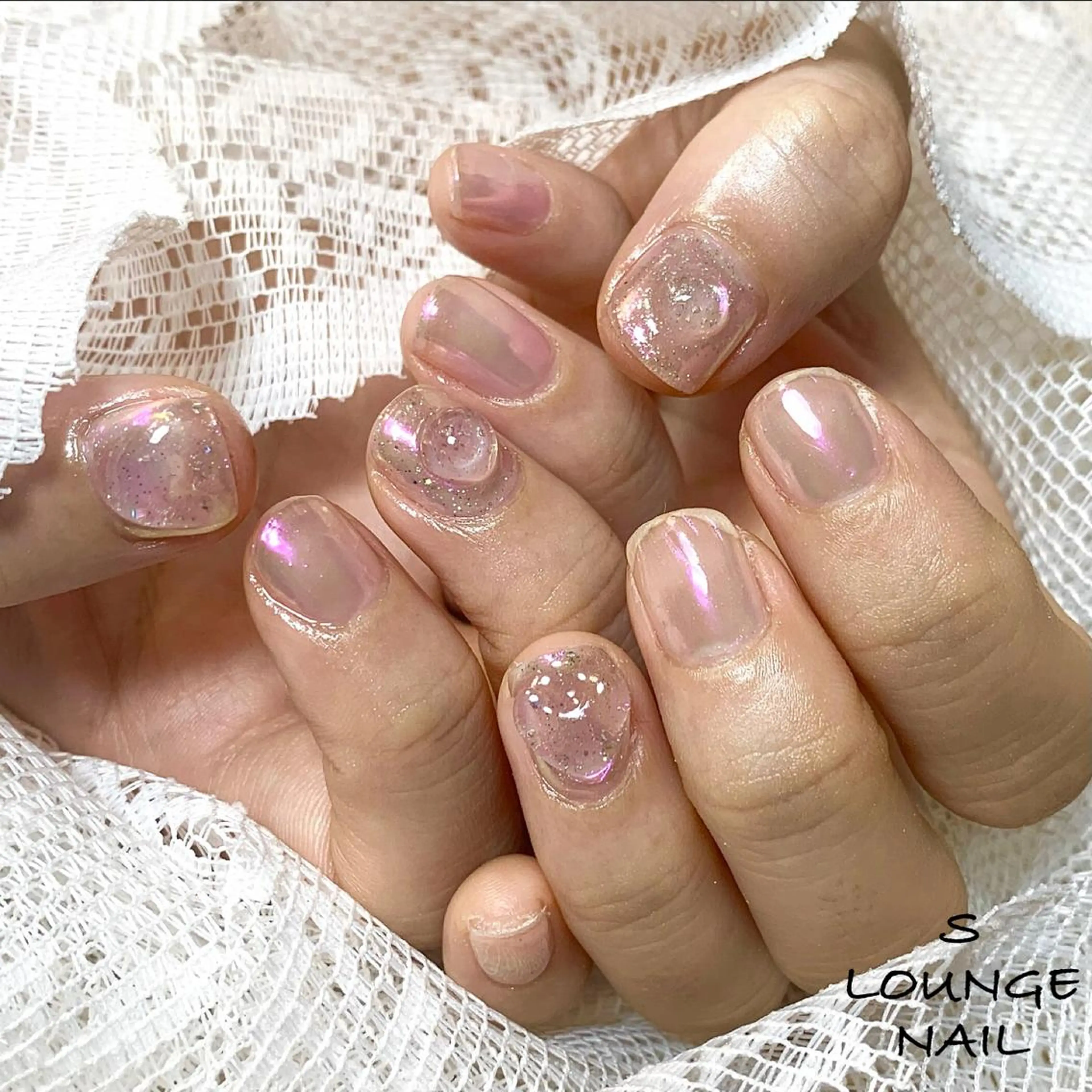 ネイル オーロラネイル 氷ネイル・うるうるネイル 韓国ネイル ハンドネイル フットネイル S LOUNGE NAIL所属・パーツたくさん🍓 SUMIのネイルデザイン