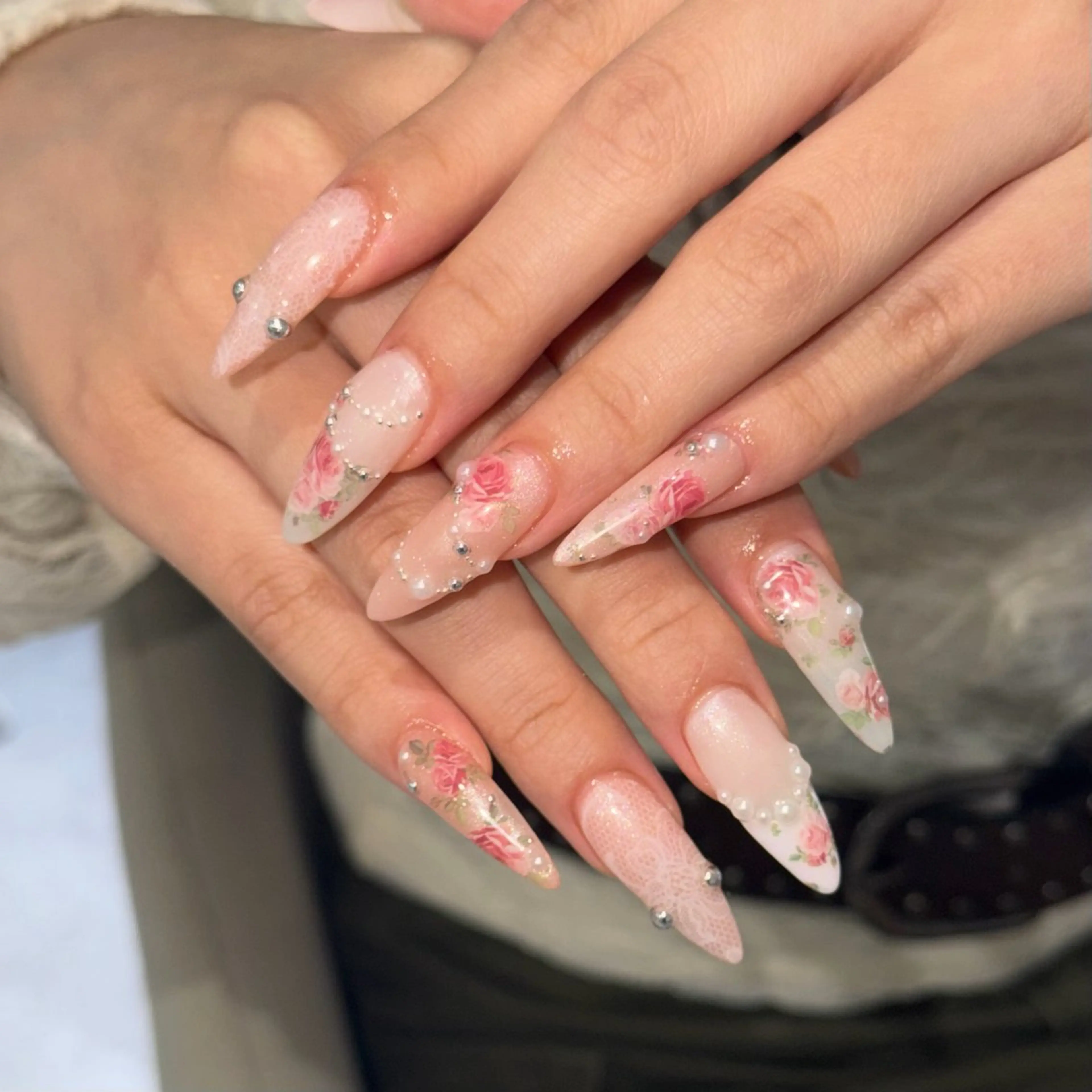 ネイル ハンドネイル IROHA NAIL Kurumi🪽🫧のネイルデザイン