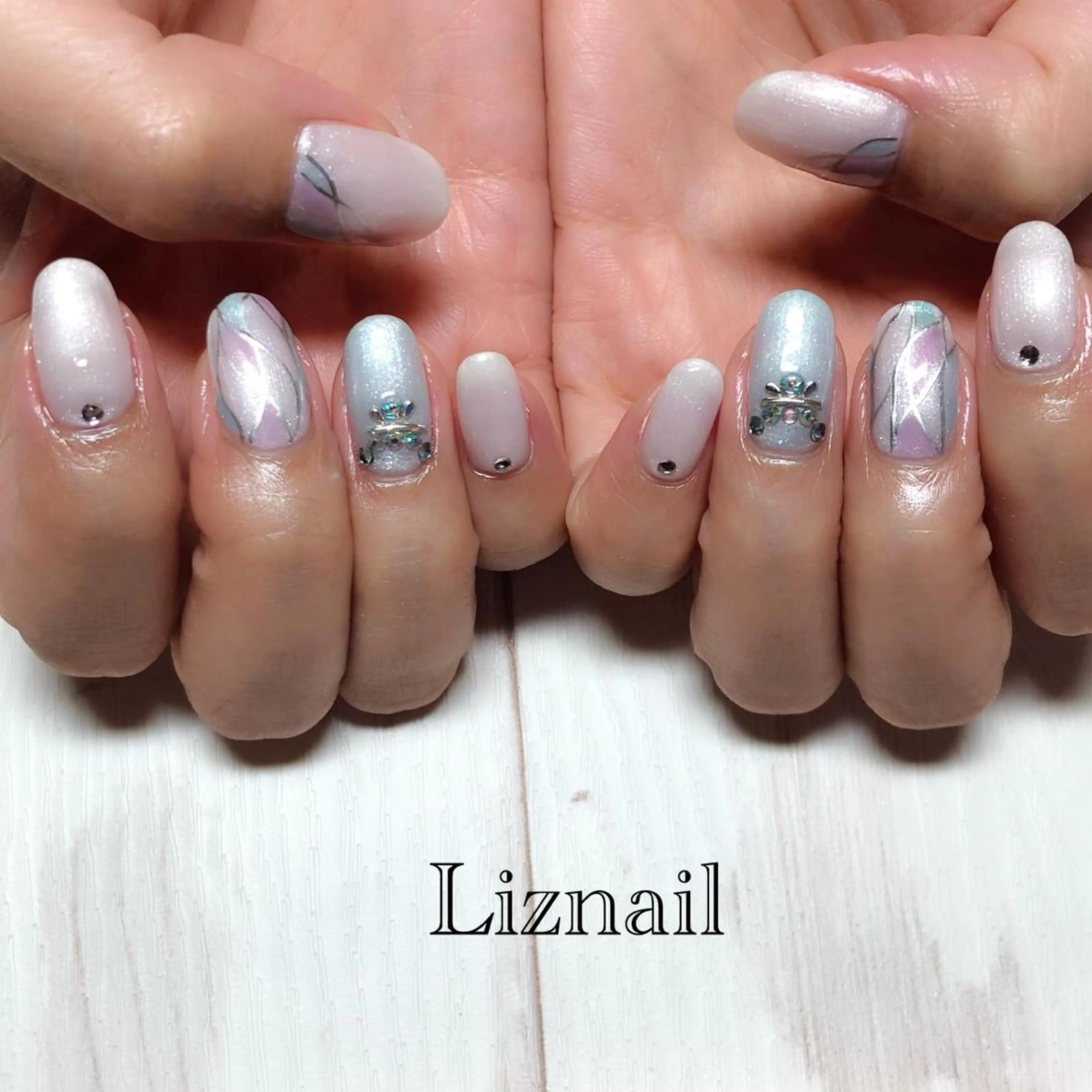 ネイル Rawr / saoriのネイルデザイン