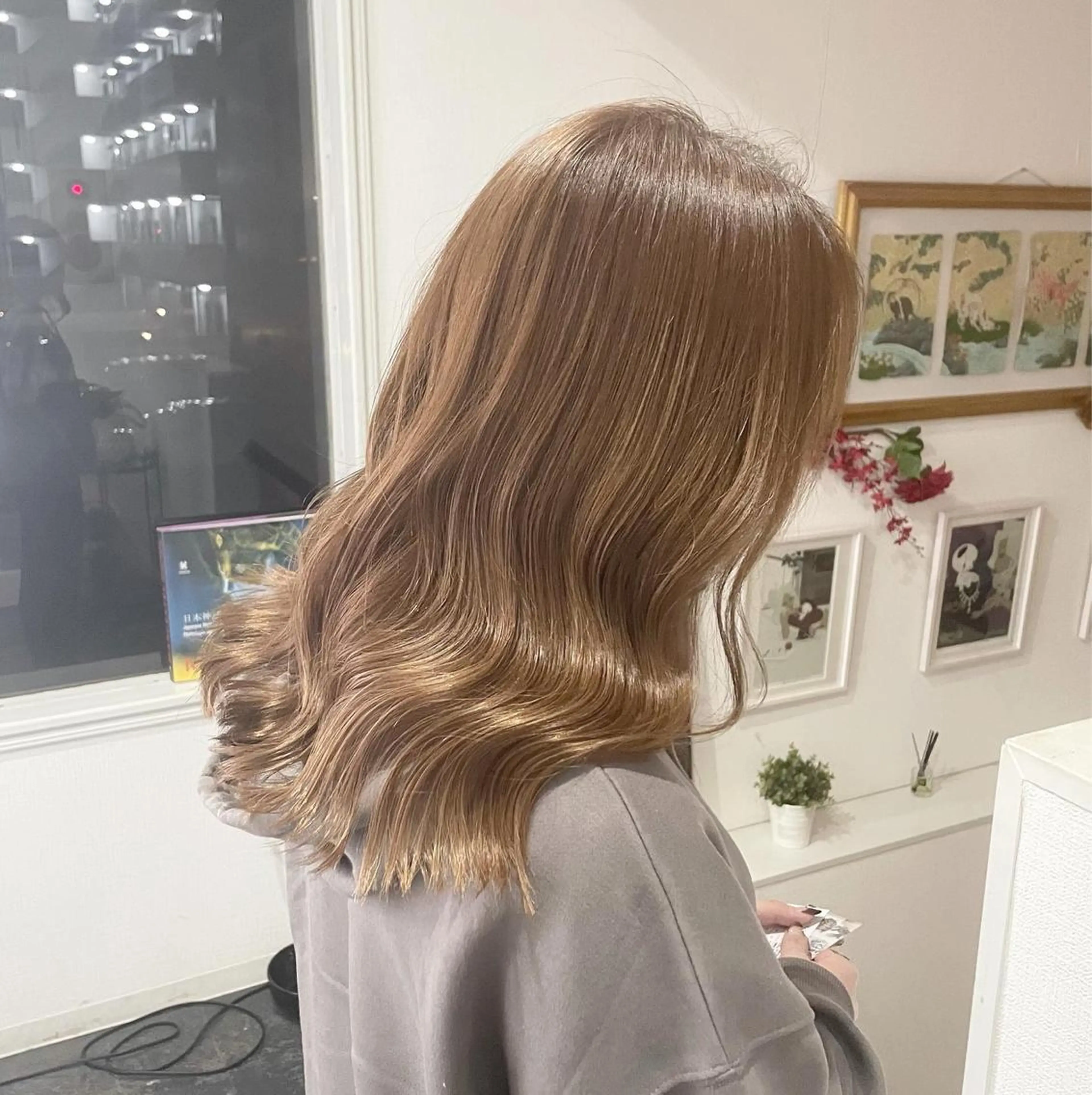 セミロング 松本 リサのマツエク・マツパデザイン