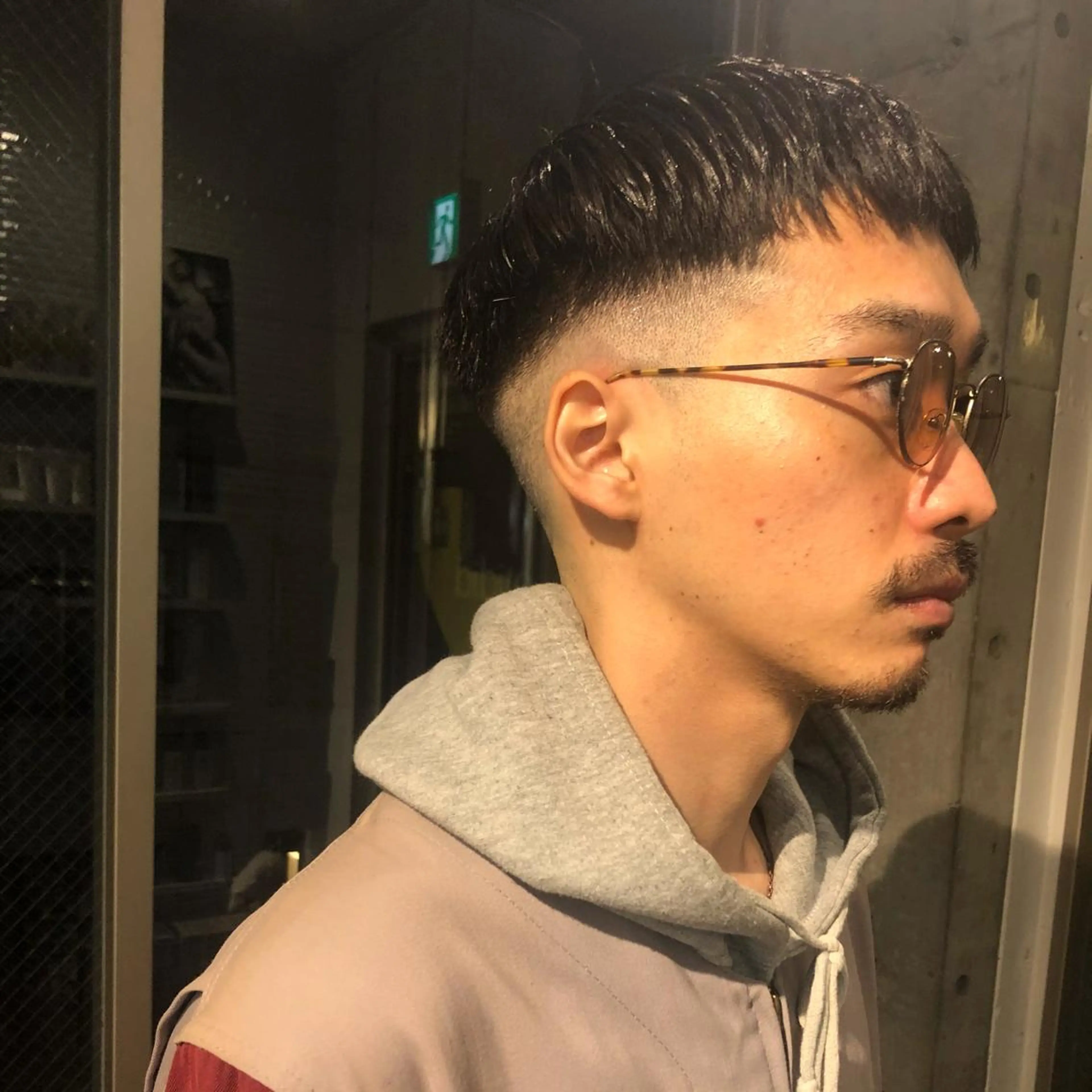 メンズ メンズブリーチ フェードカット メンズハイライト メンズハイトーン メンズインナーカラー カット 🌈圧倒的デザイン パーマ　関和希のヘアスタイル