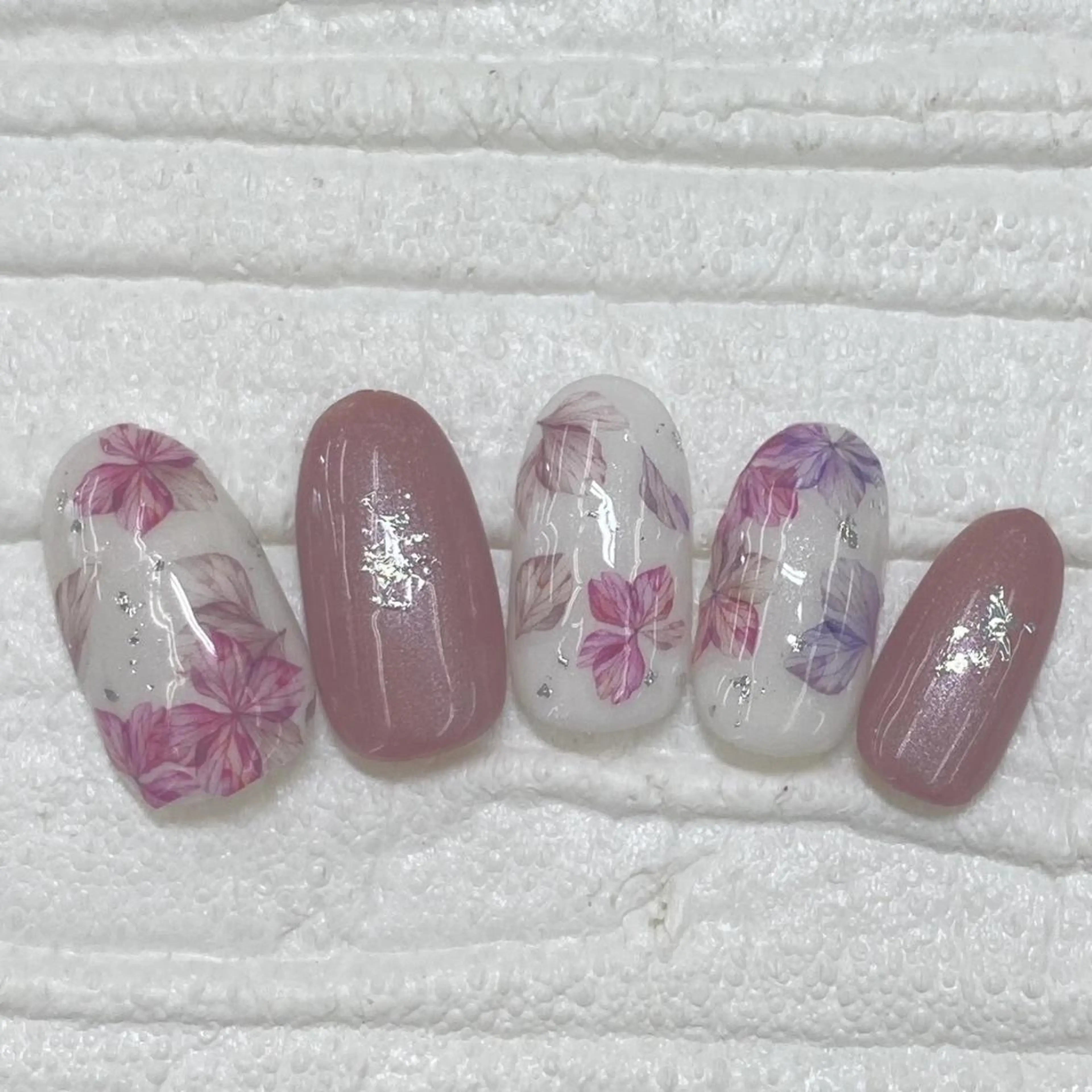 ネイル Nail salon Honey Beeのネイルデザイン