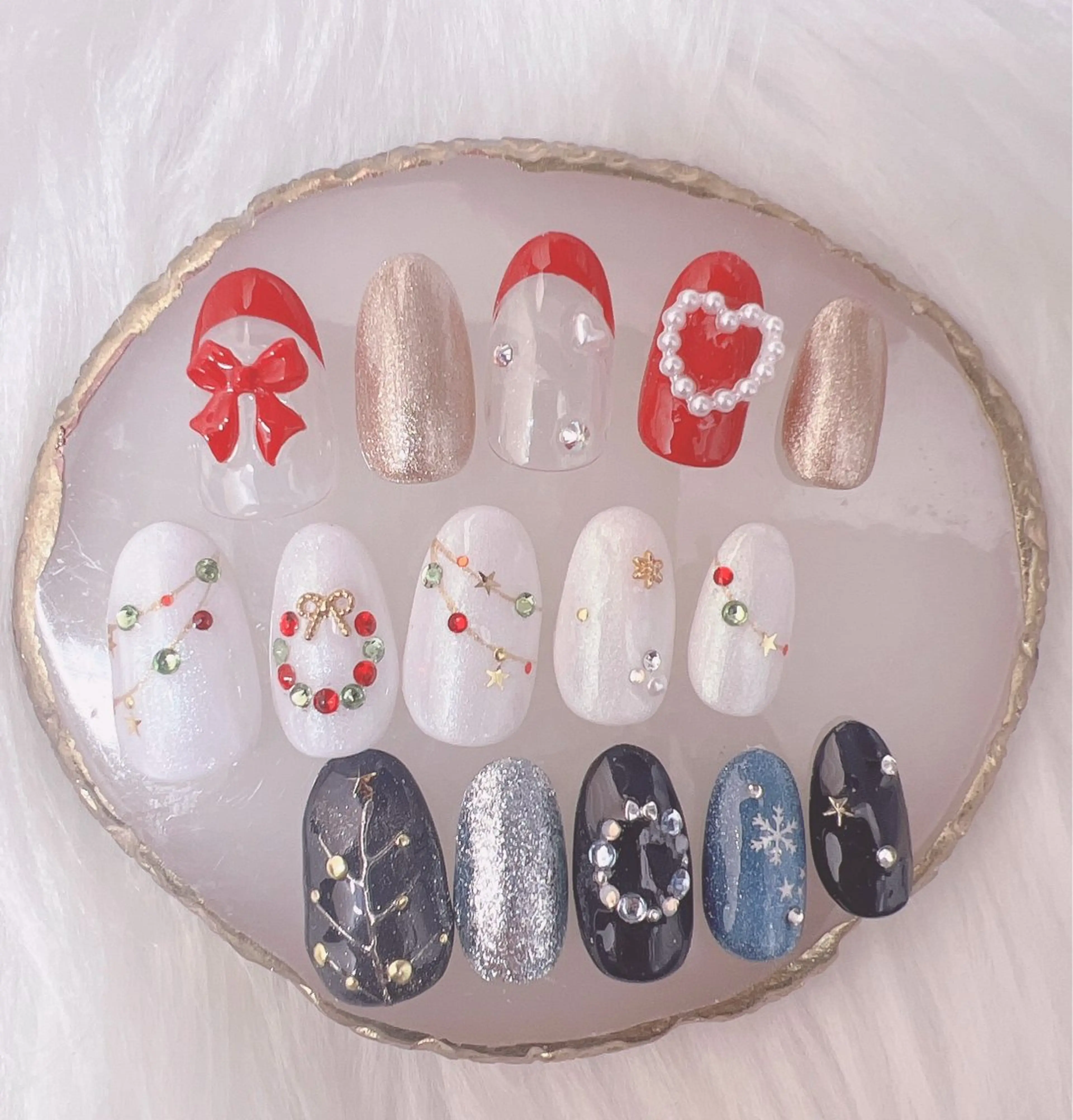 ネイル 冬ネイル クリスマス ハンドネイル 北浦和minion YUKIのマツエク・マツパデザイン