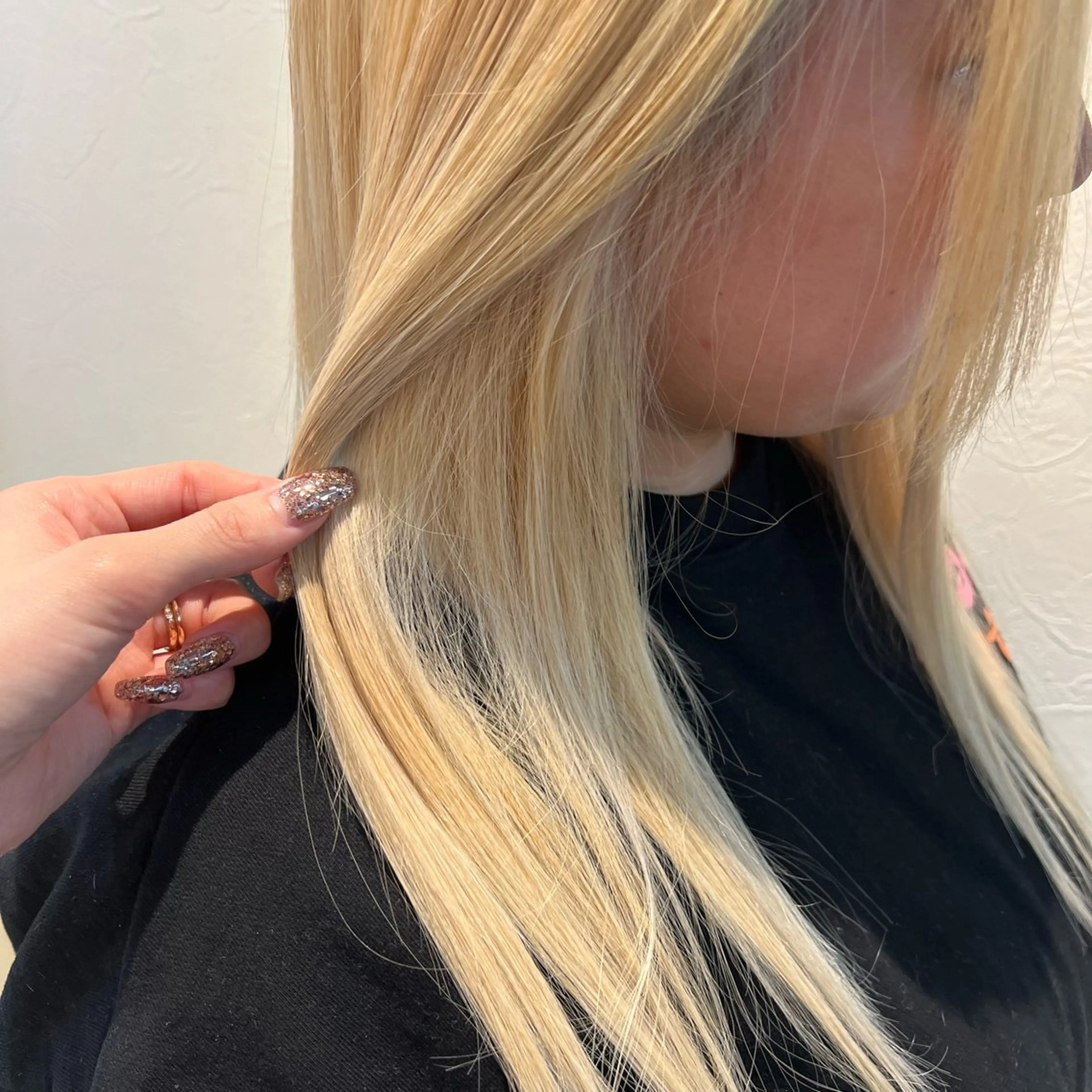 2番人気🏅高級艶イルミナカラー使用ブリーチカラー&トリートメントの写真