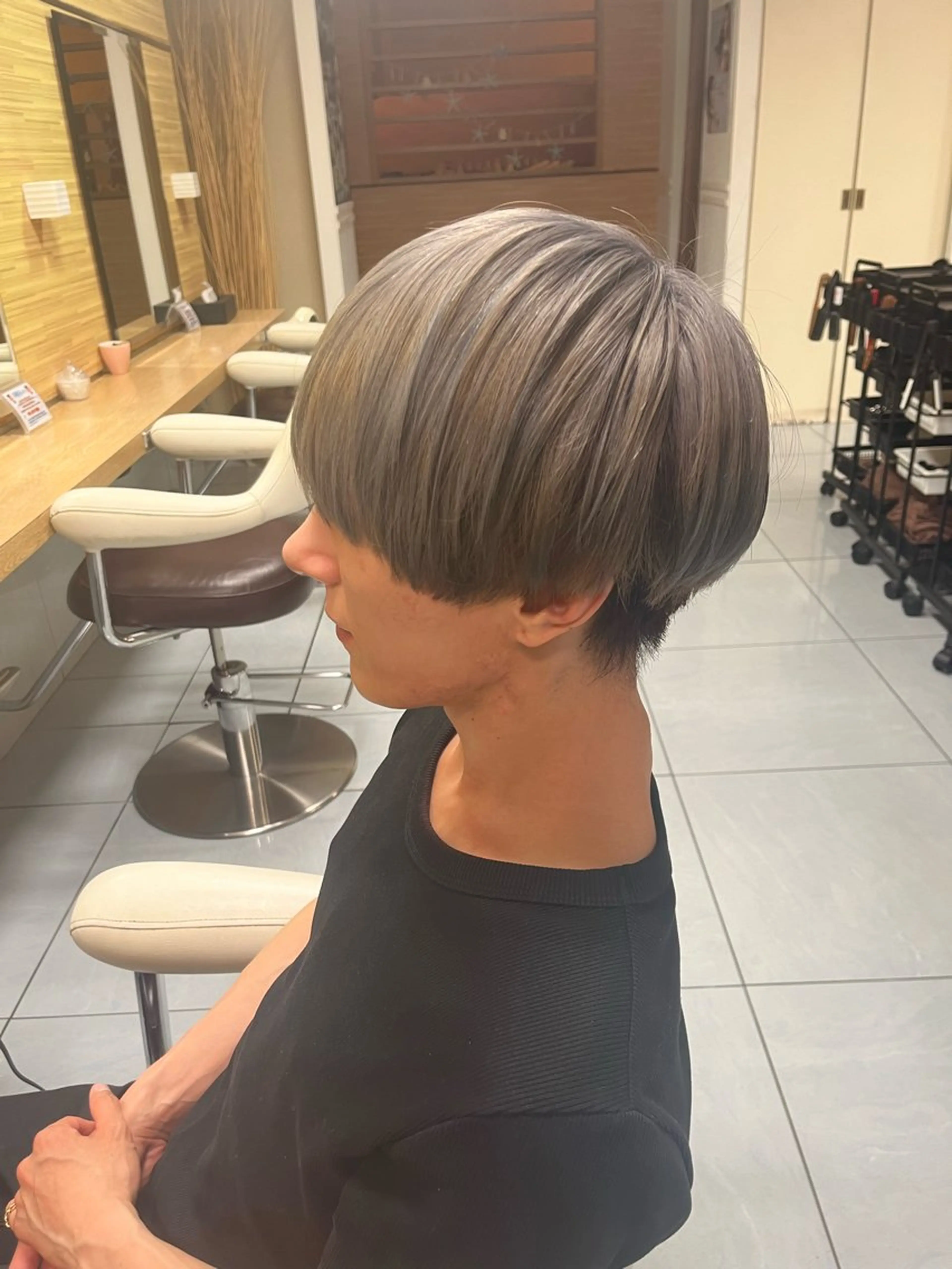 ショート ハイライト 髪質改善 韓国風ヘア レイヤーカット 縮毛矯正 ヘアカラー ブリーチカラー特化 美容師/𝕐𝕌𝕀のヘアスタイル