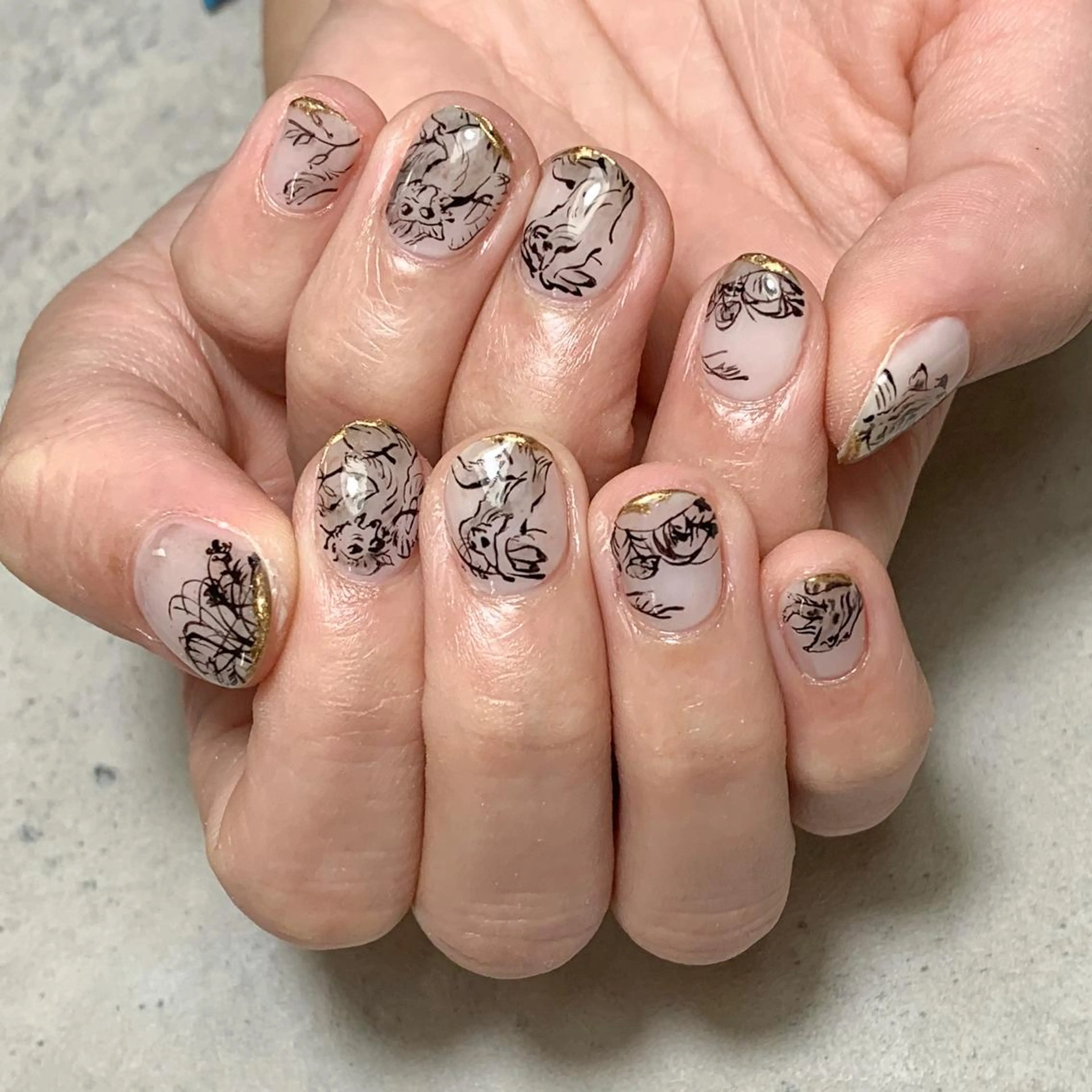 ネイル ハンドネイル FIORITURA aiのネイルデザイン