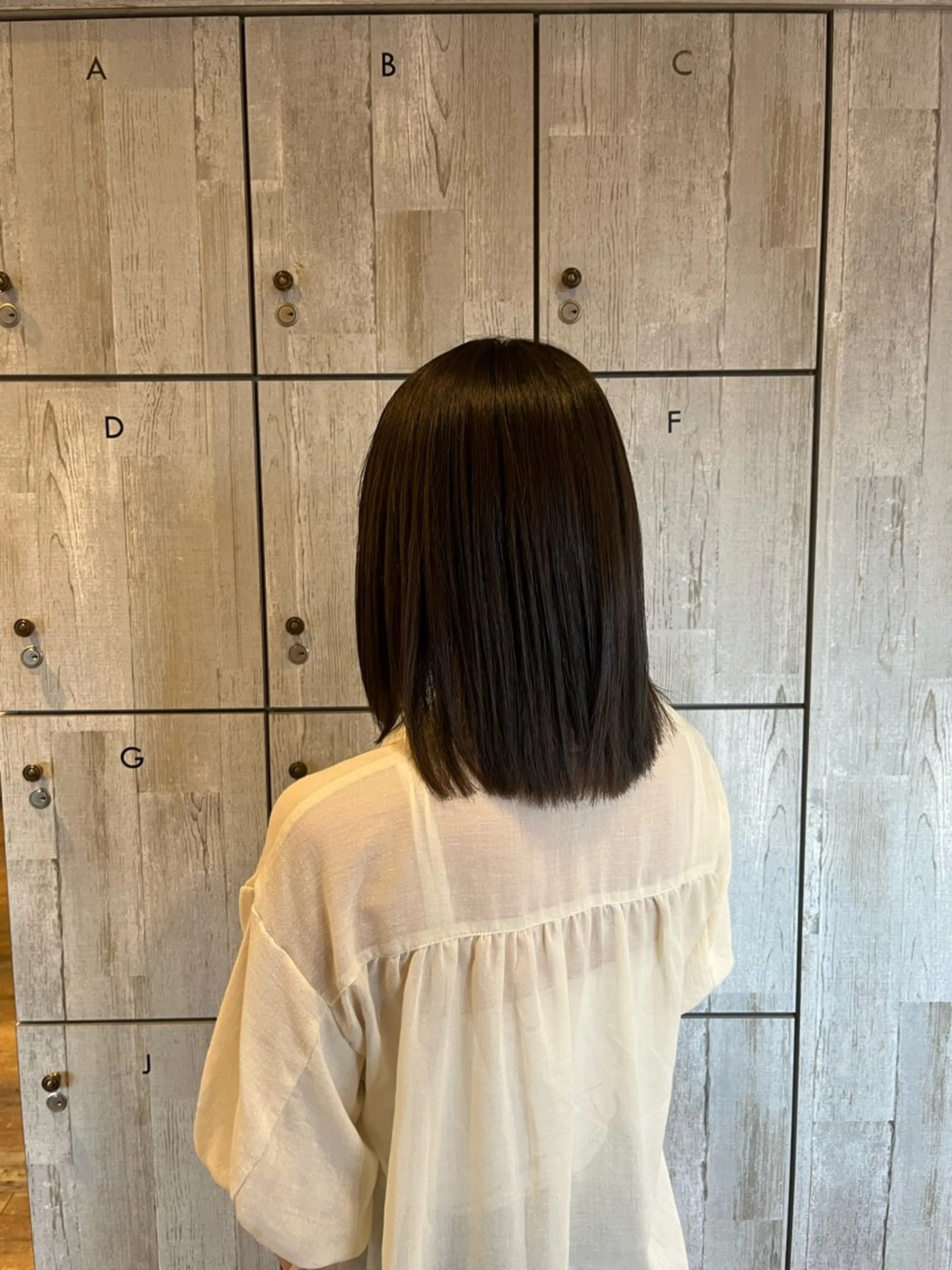 ミディアム カラー アッシュ アッシュブラウン ブラウンカラー 顔まわり/透け感 カラー/青栁優🔆のヘアスタイル