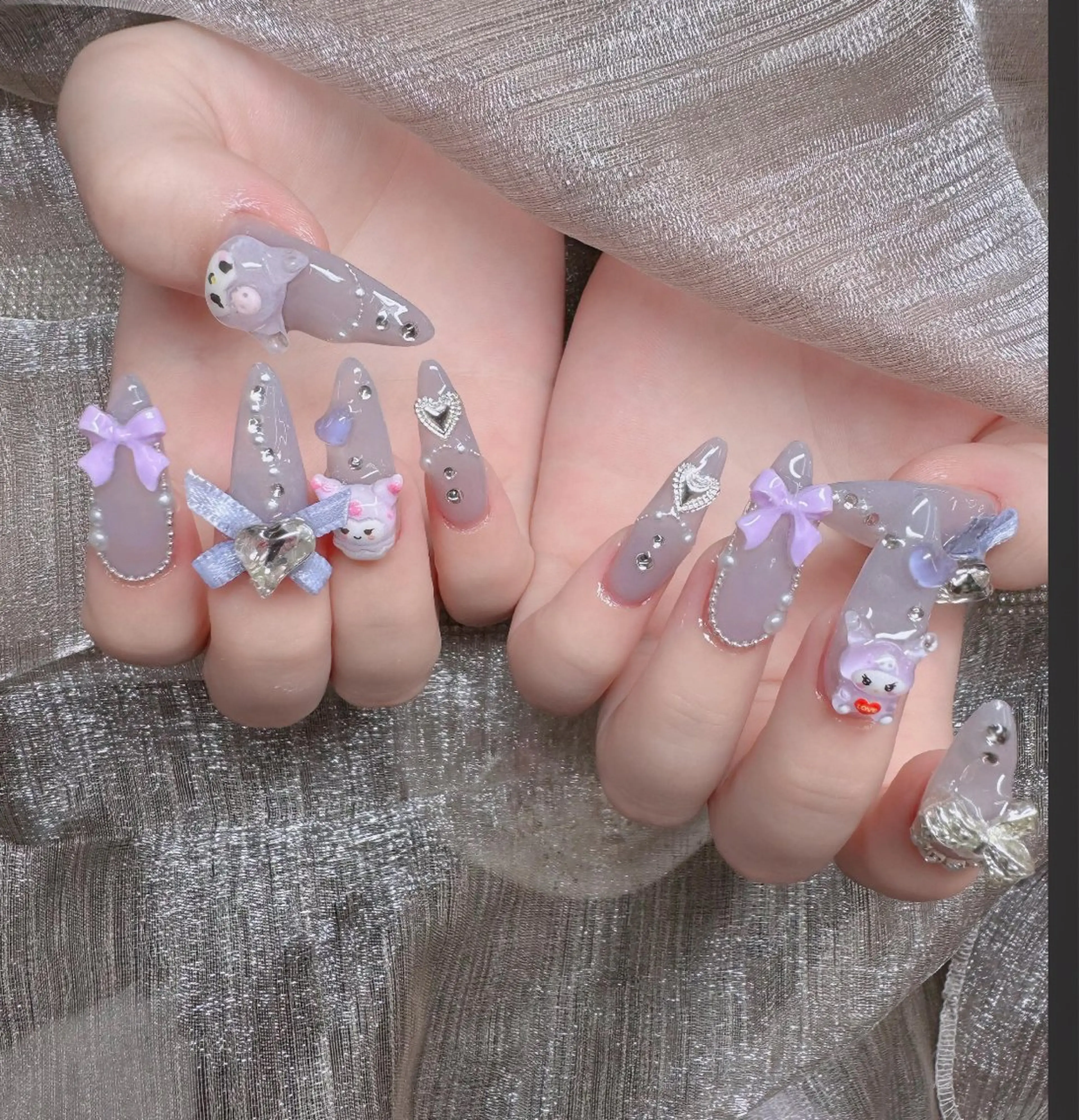ネイル フレンチネイル ジェルネイル ハロウィン キラキラネイル 韓国ネイル ハンドネイル H.baby Nail Salonのネイルデザイン