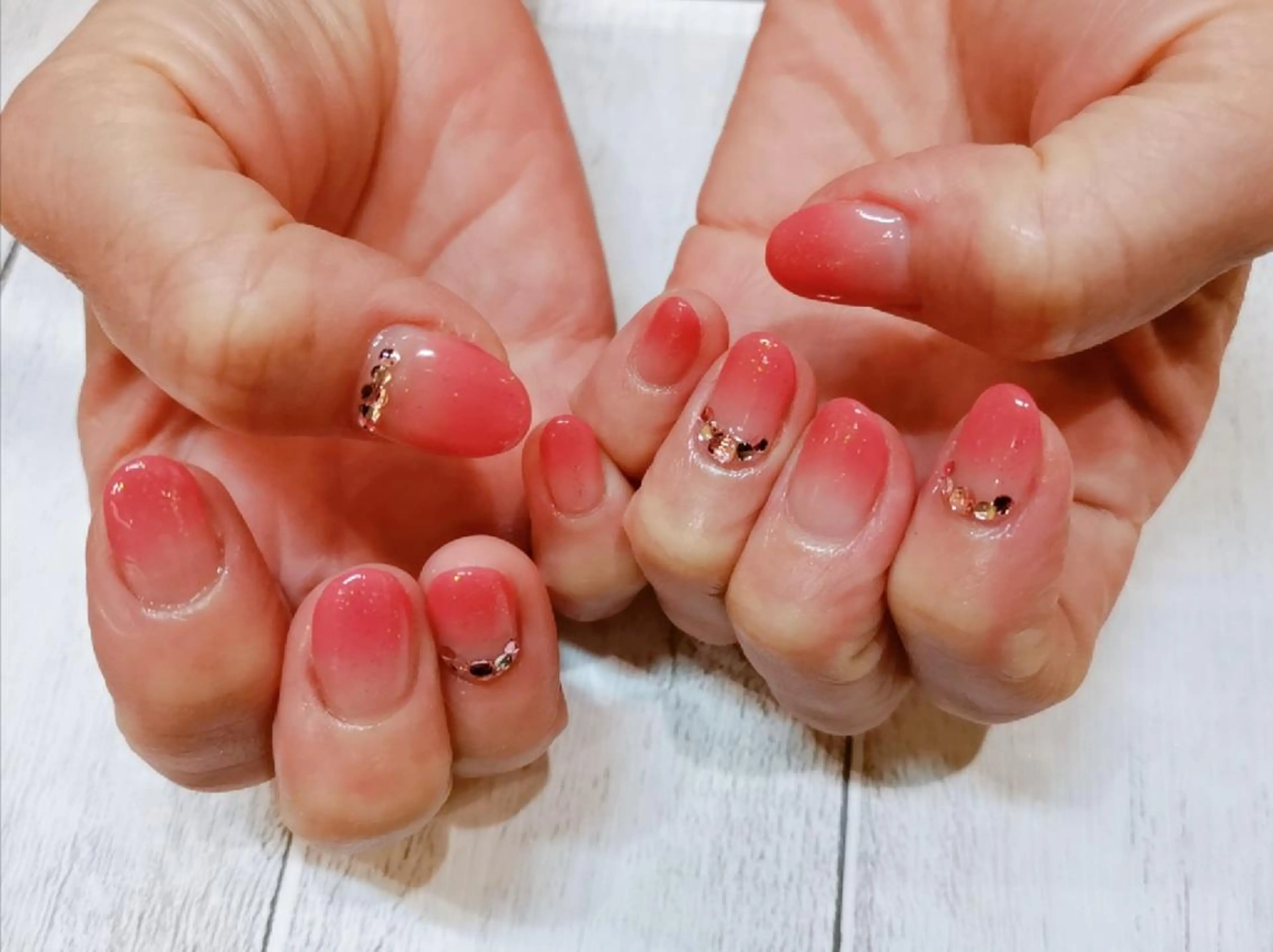 ネイル ハンドネイル ハンドケア nails by Mikaのネイルデザイン