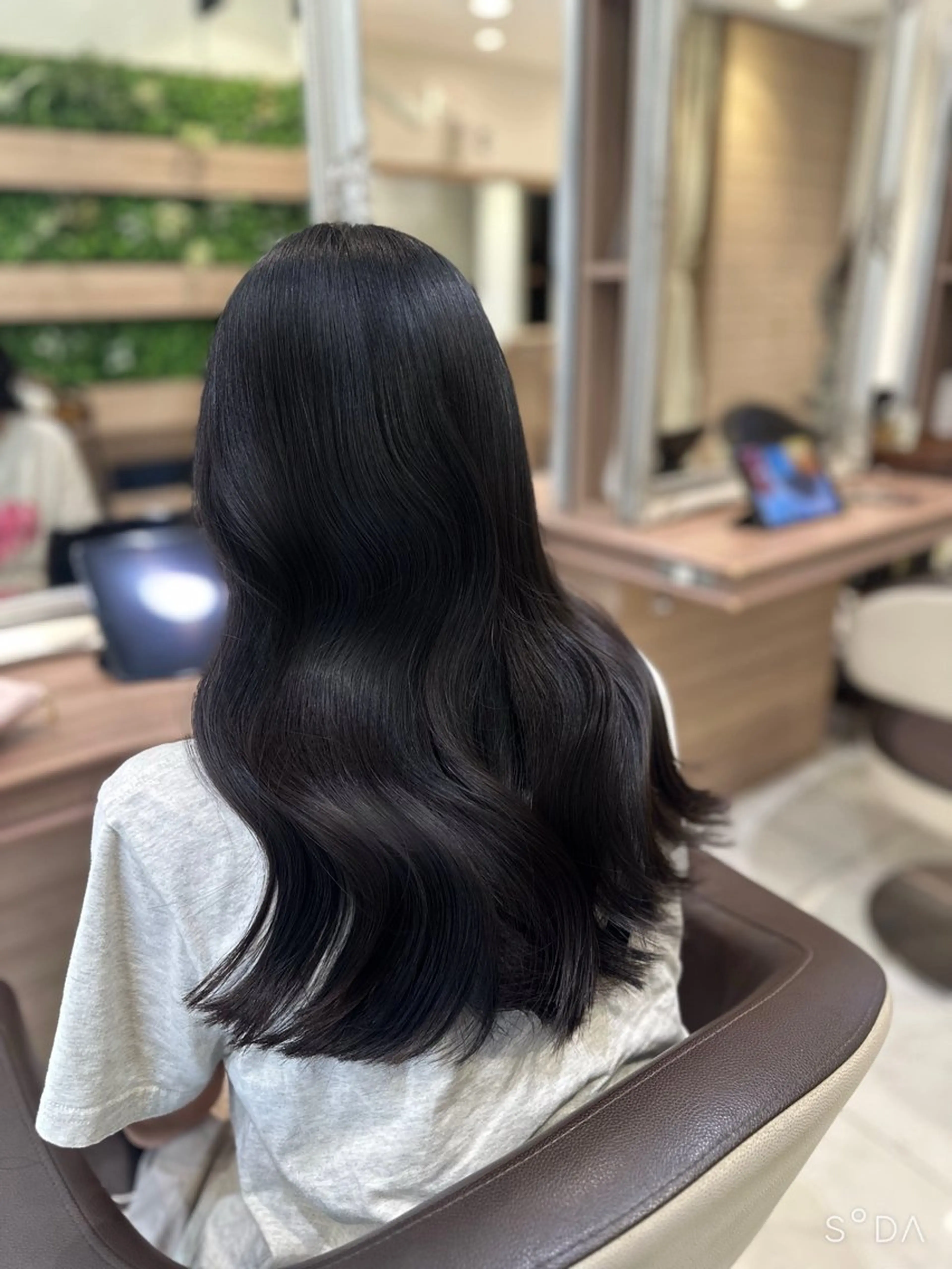 ロング カラー レイヤーカット ヘアカラー ラフィス池袋所属・✨本格的韓国スタイル 特化✨ﾊﾙｶ✨️のヘアスタイル