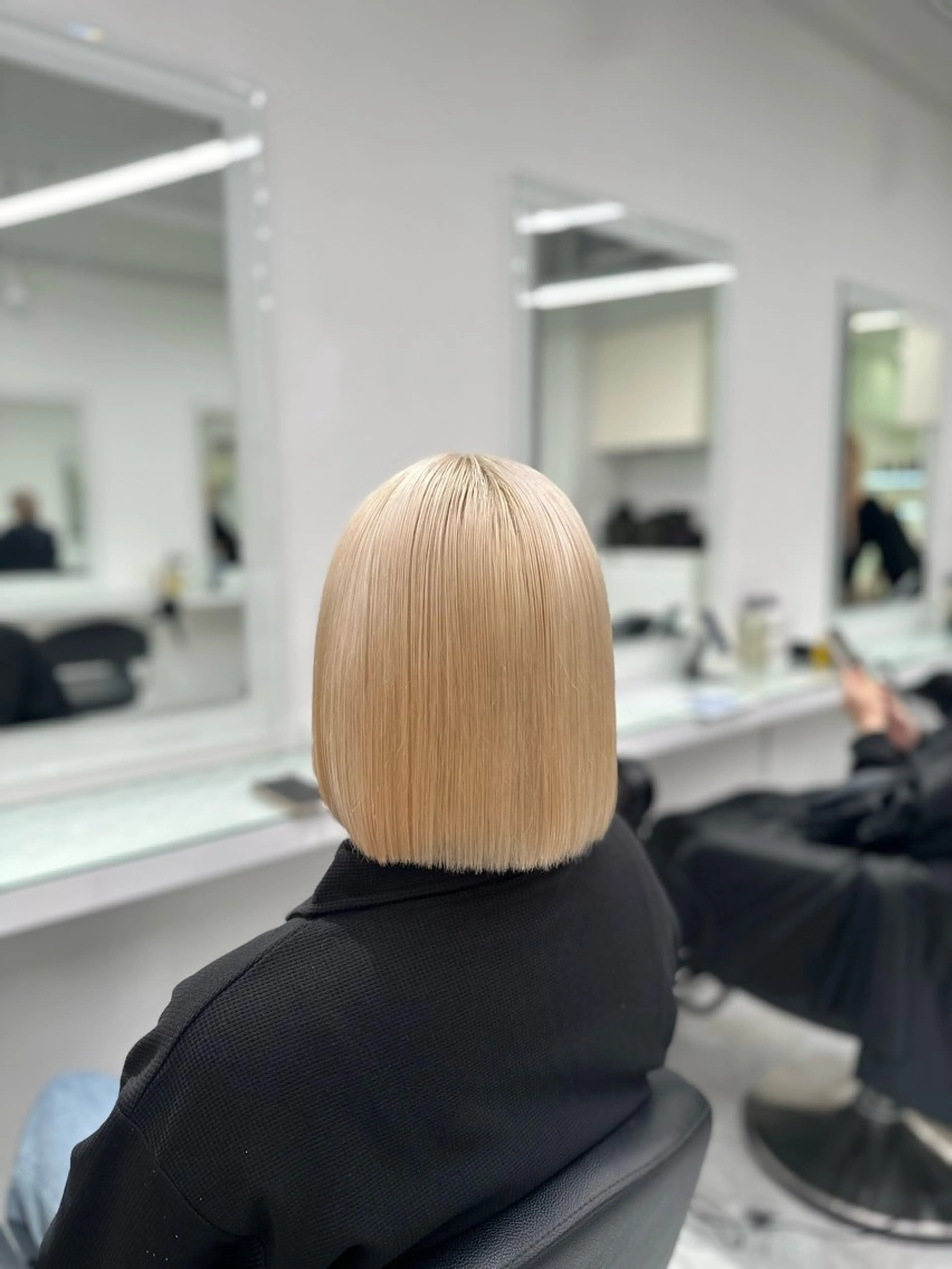 ミディアム カラー ❄最強かわいいカラー ❄️MINA❄️のヘアスタイル