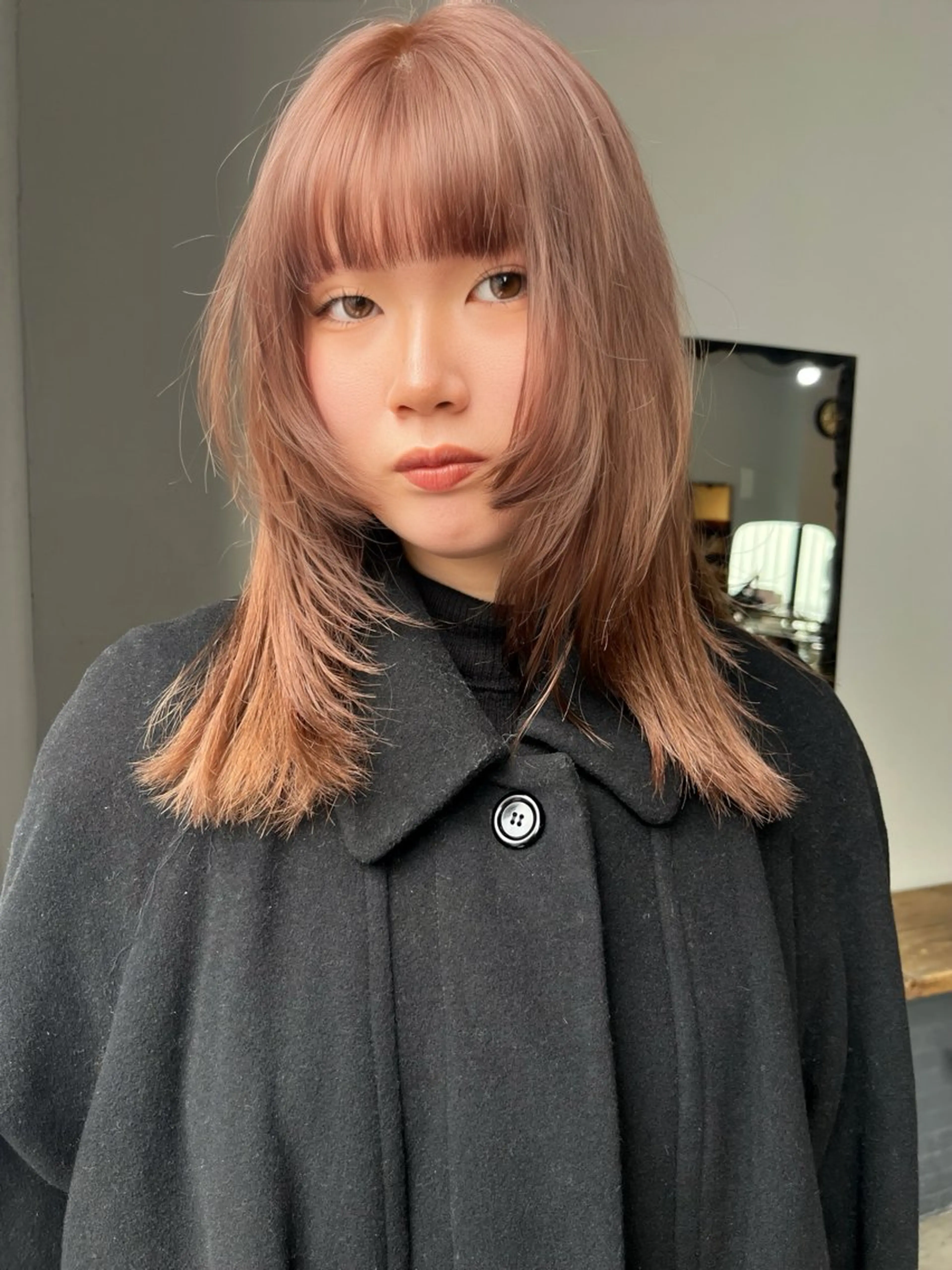 セミロング カラー ブリーチ レイヤーカット hono/ボブ/ ハイトーン/ベージュのヘアスタイル