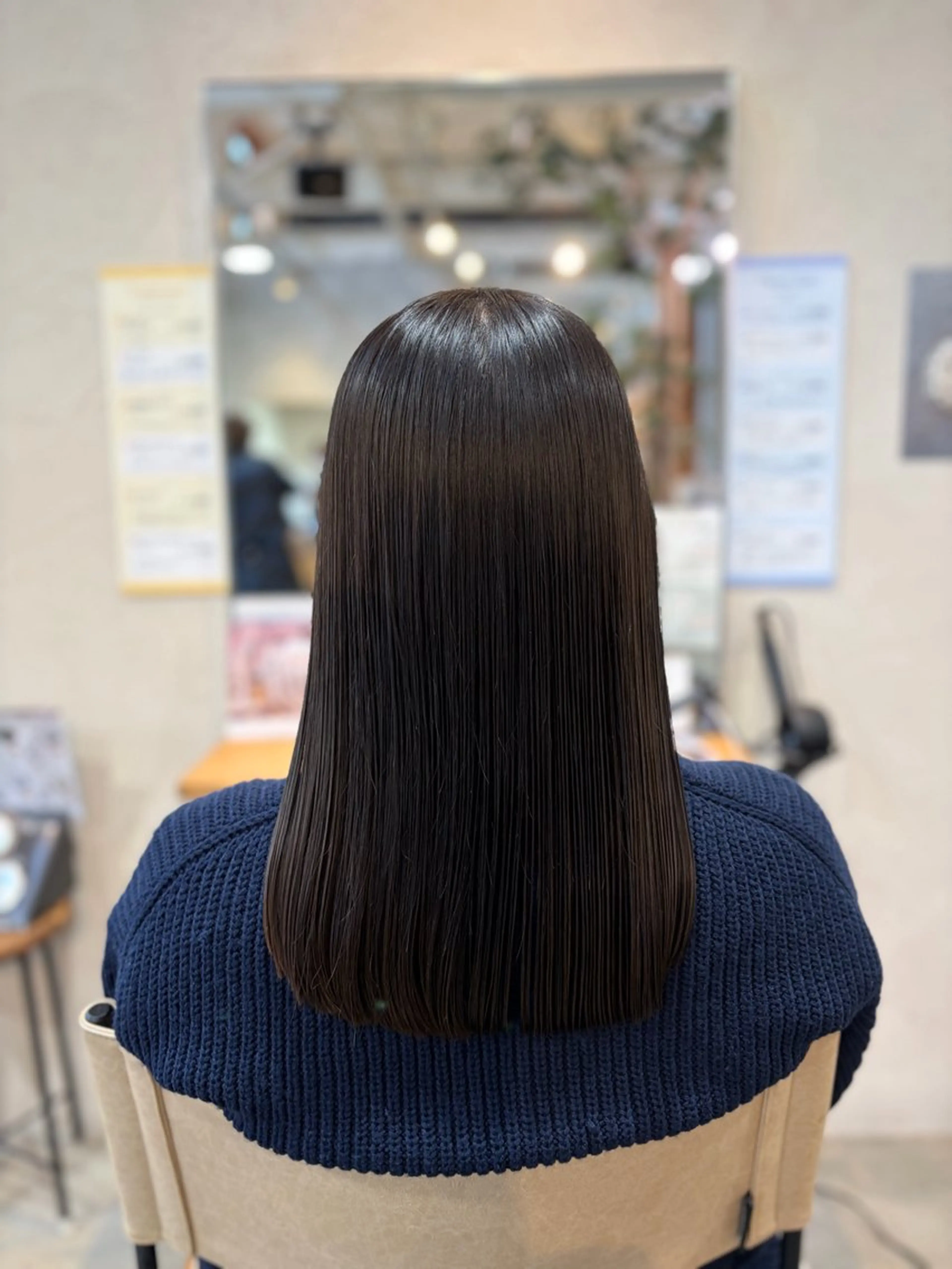 ロング カラー ブルーカラー ブラウンカラー 透明感カラー ヘアカラー トリートメント momoka 女性限定のヘアスタイル