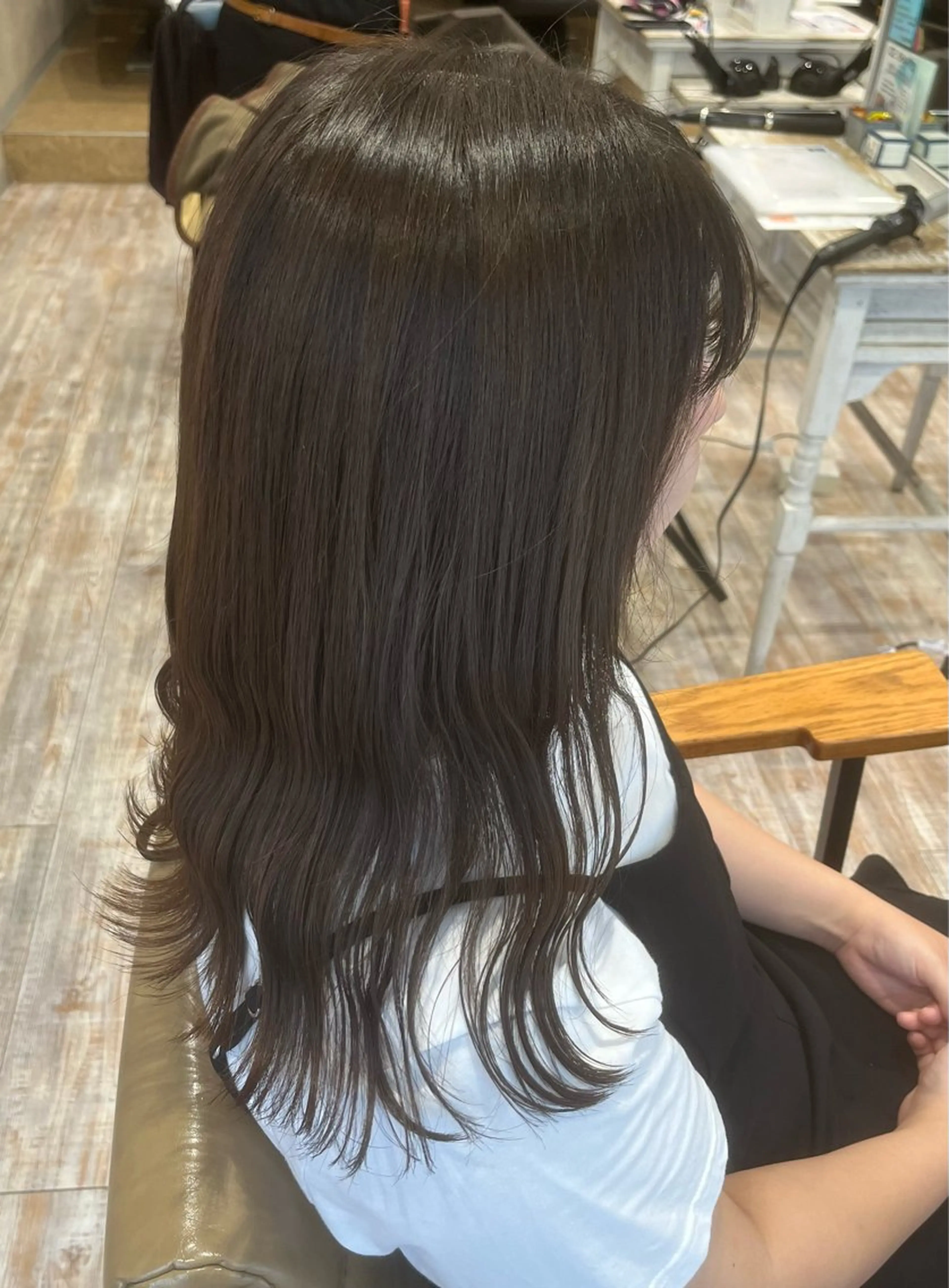 セミロング カラー アッシュ Manami / Locoのヘアスタイル