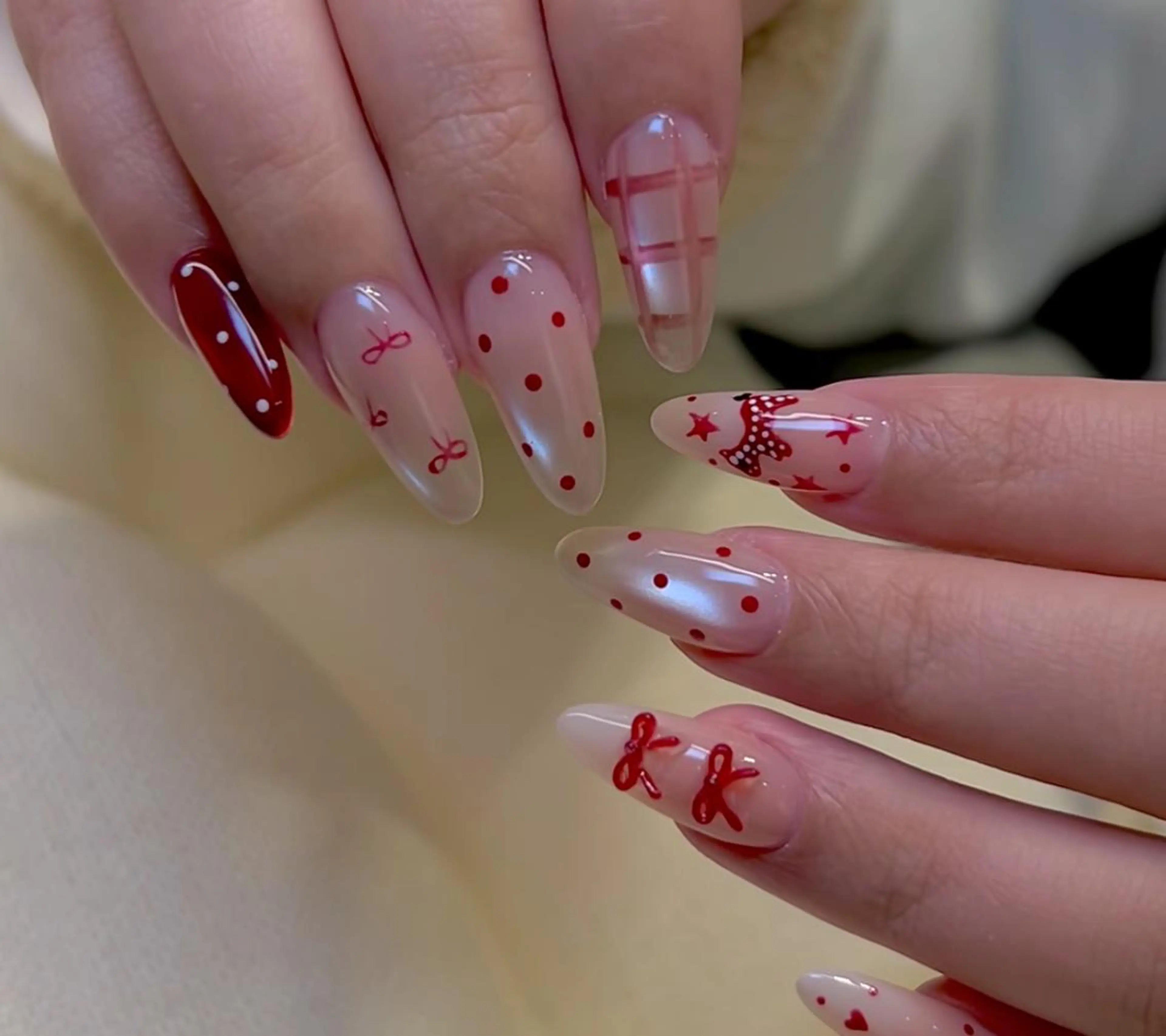 ネイル ハンドネイル ハンドケア 🍑 momo_nailのネイルデザイン