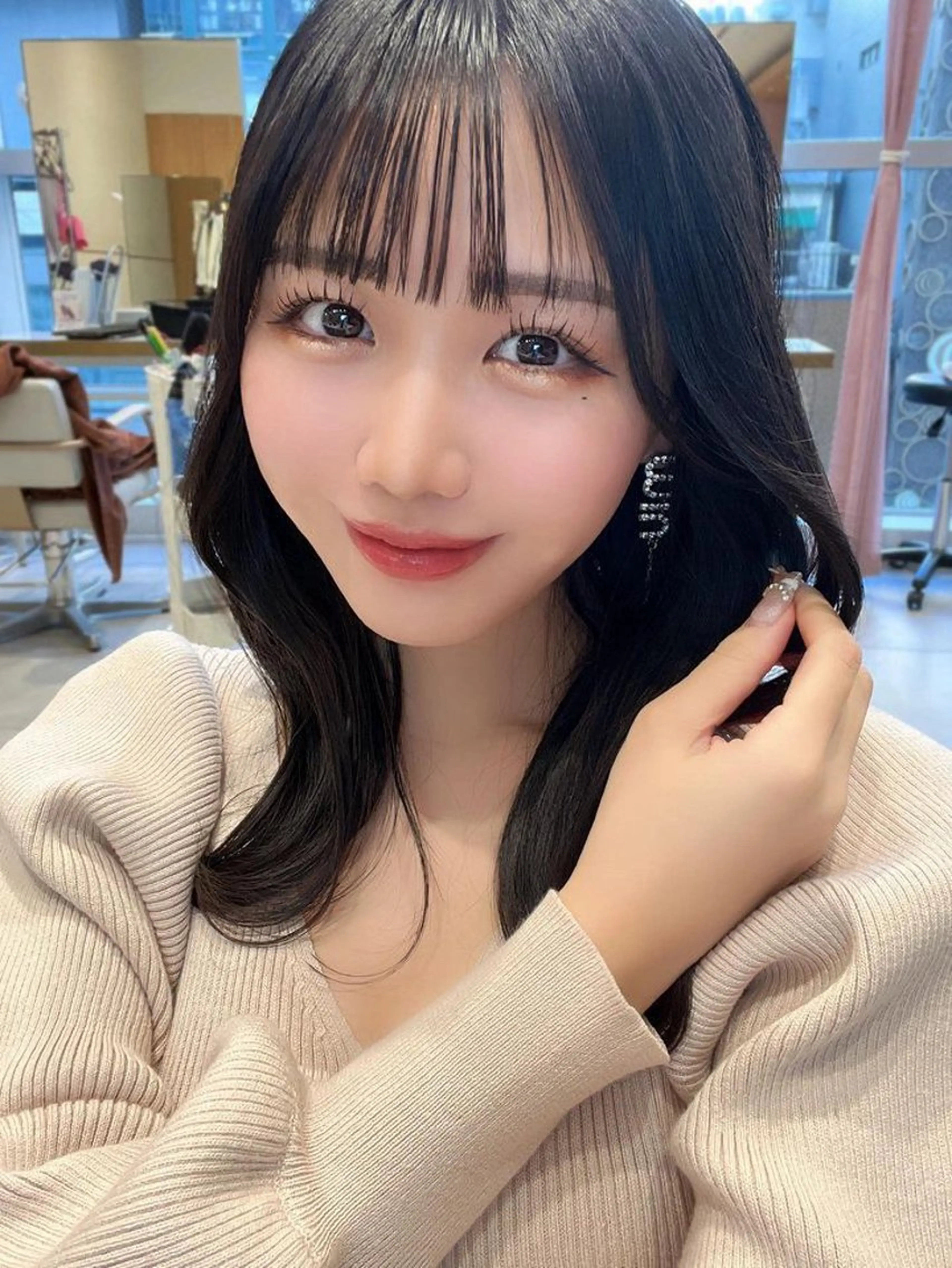 ミディアム カラー ヘアカラー トリートメント ヘッドスパ ヘアセット 韓国ヘア/レイヤー/ 顔まわり/りょーとのヘアスタイル