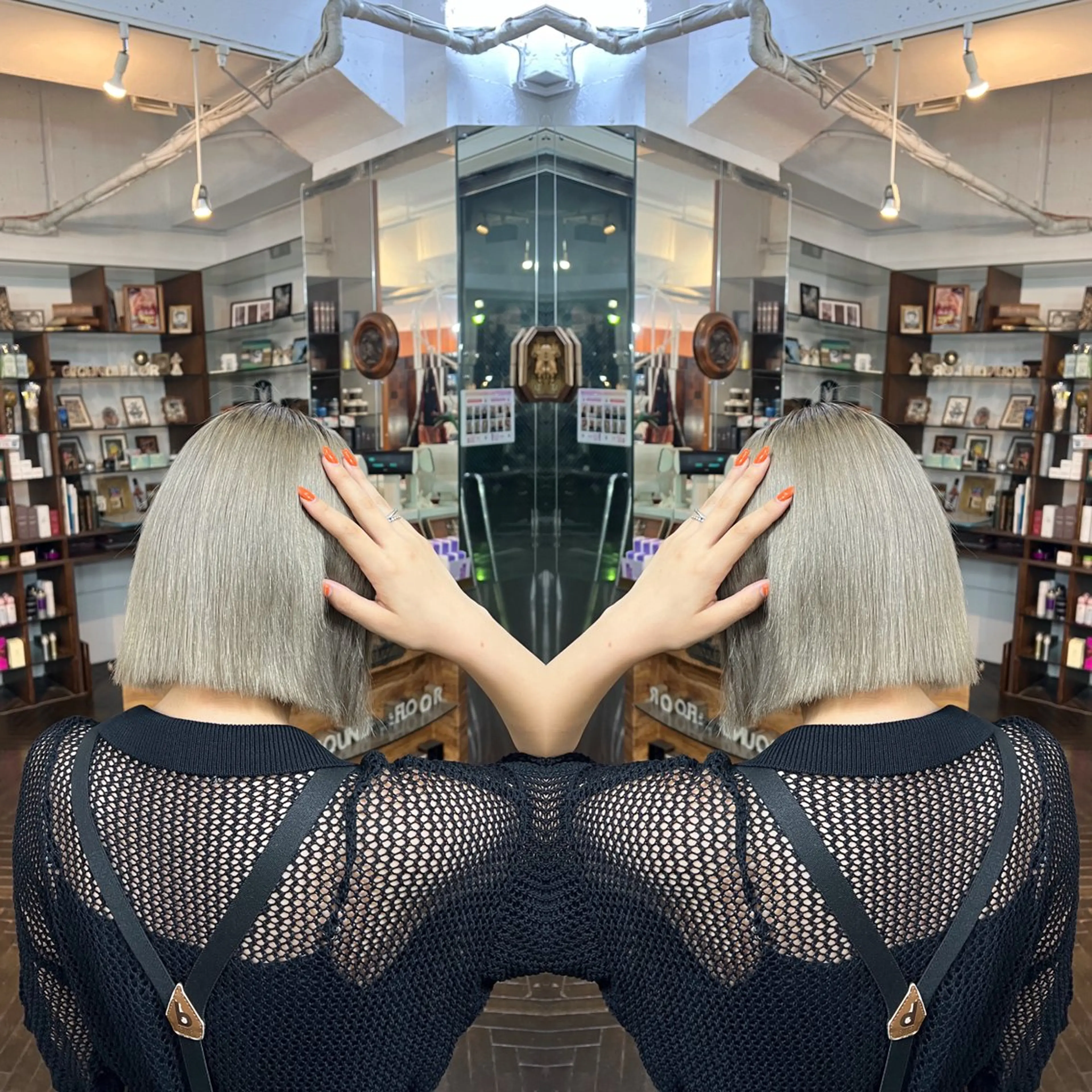 ミディアム カラー ハイライト/レイヤー /ハイトーン/AOIのヘアスタイル